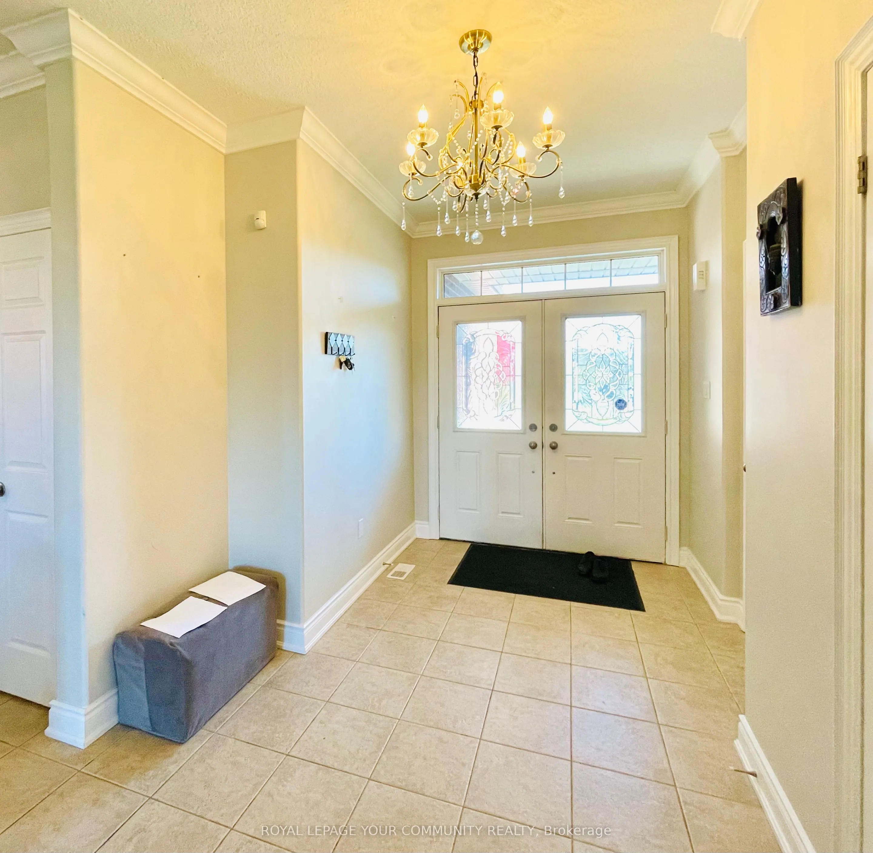 996 Booth Avenue