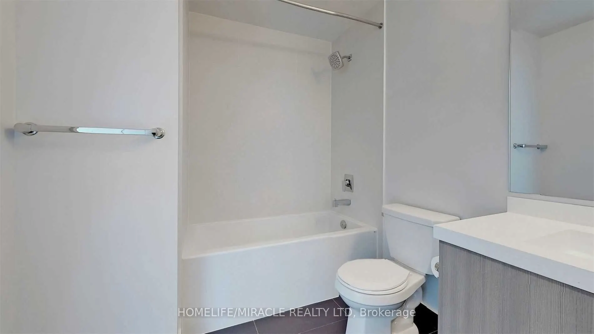 7895 Jane Street #2914