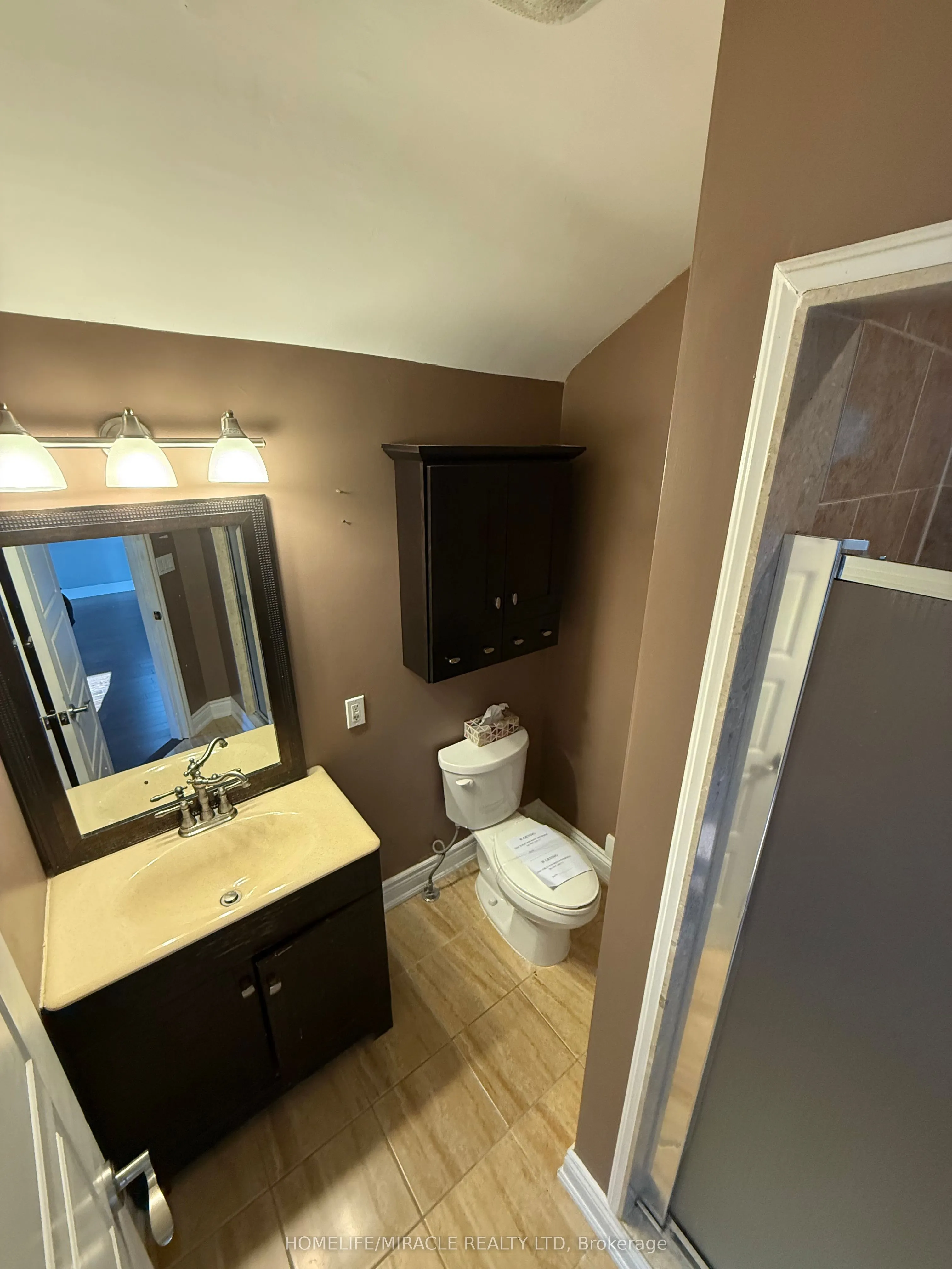 10 Yorkton Boulevard