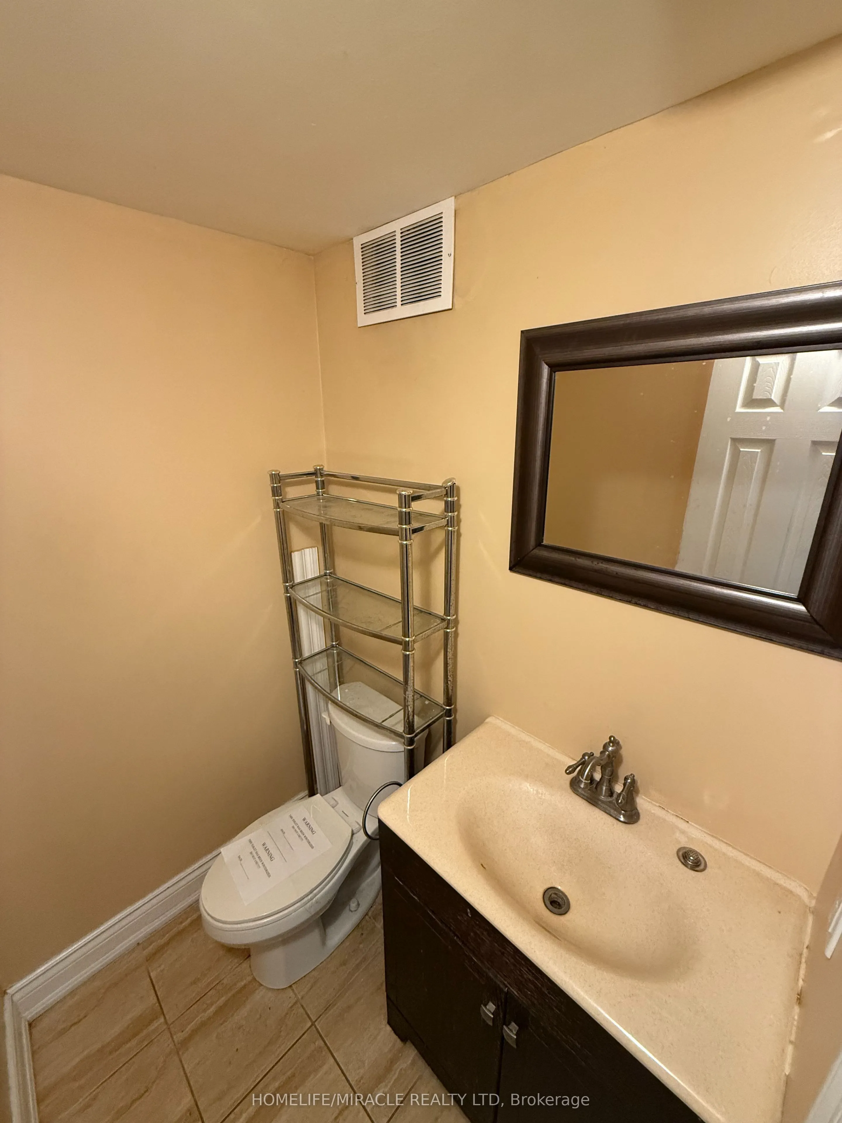 10 Yorkton Boulevard