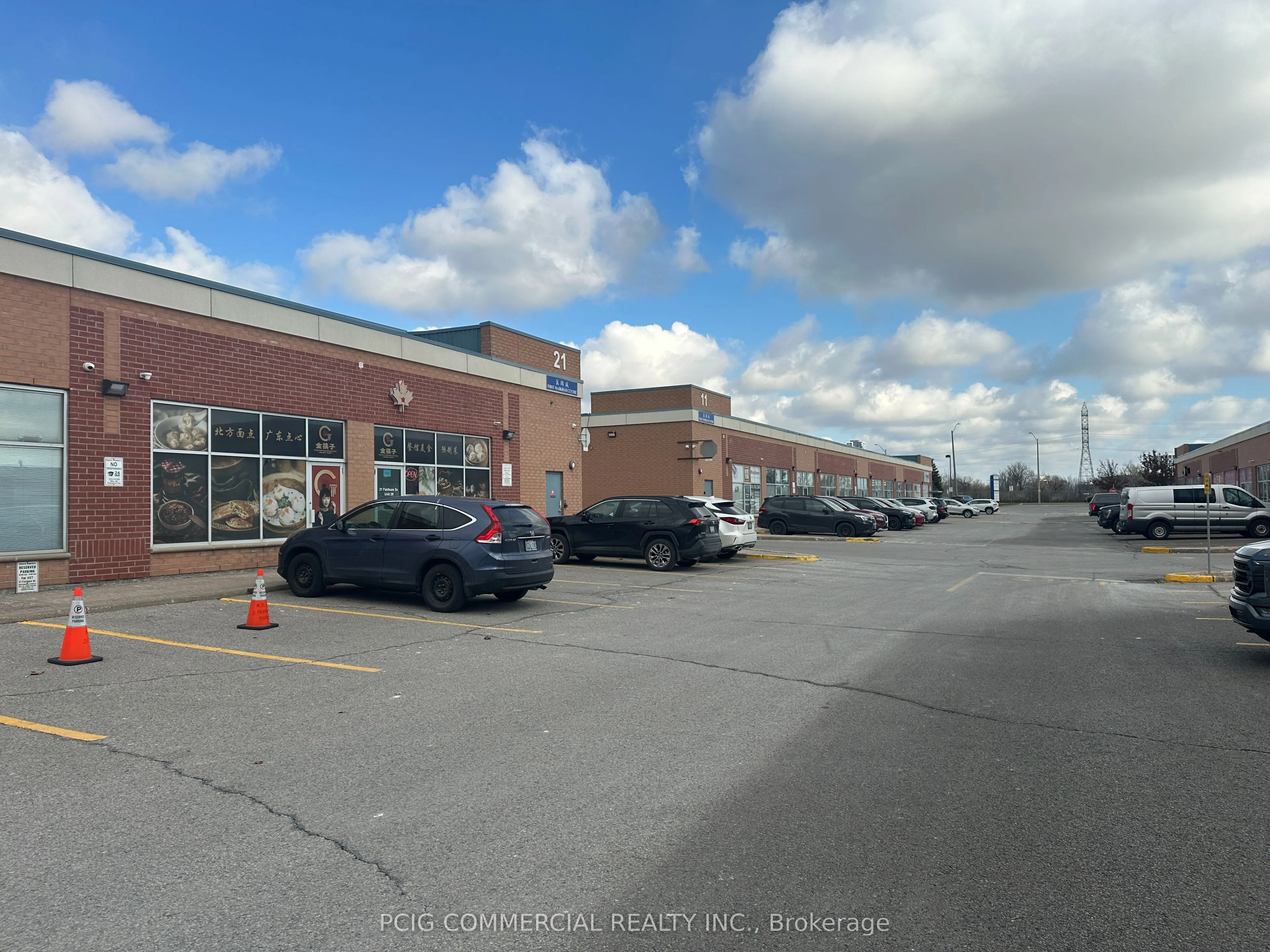21 Fairburn Drive #28/29