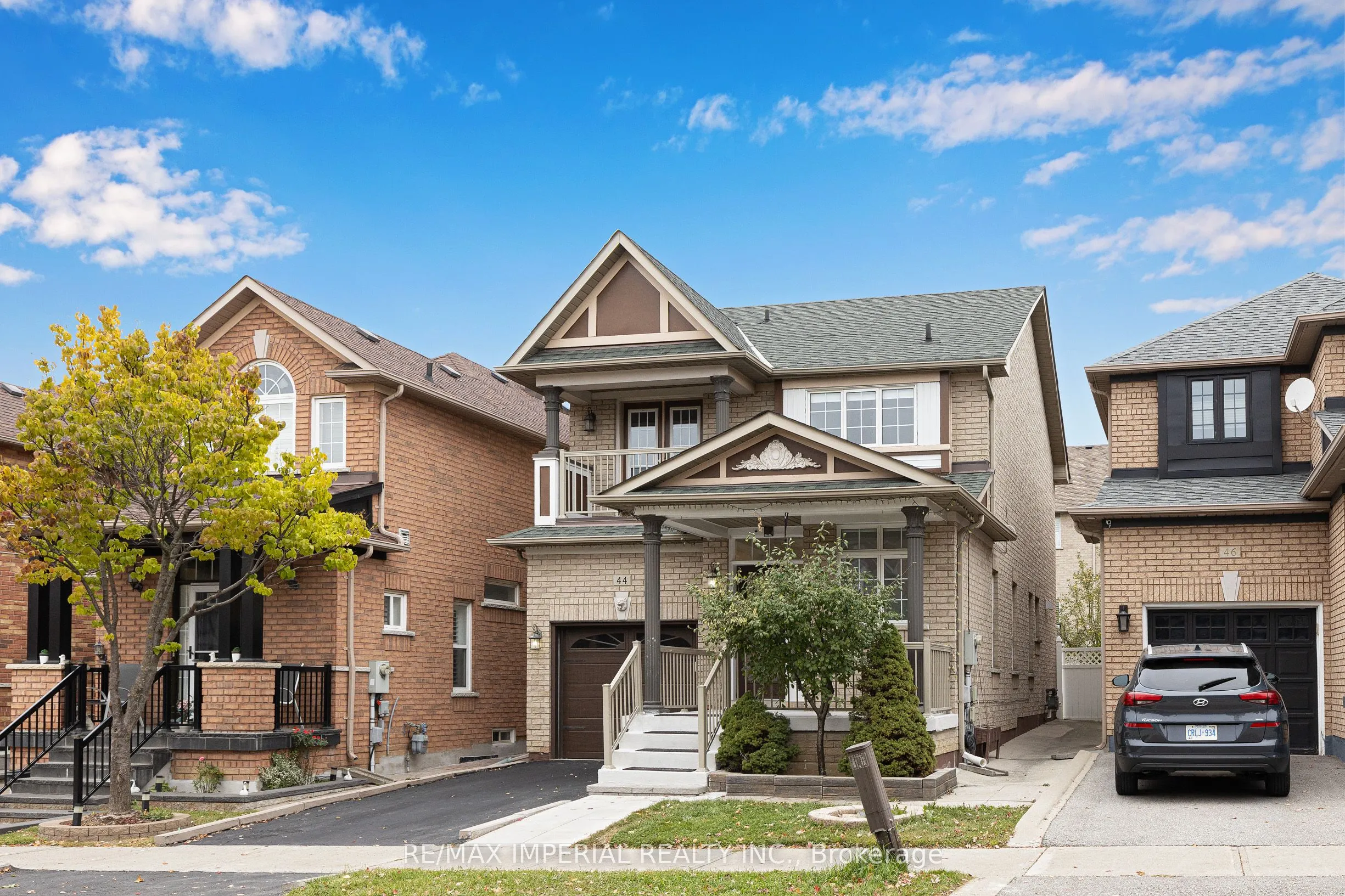 44 Hawkview Boulevard