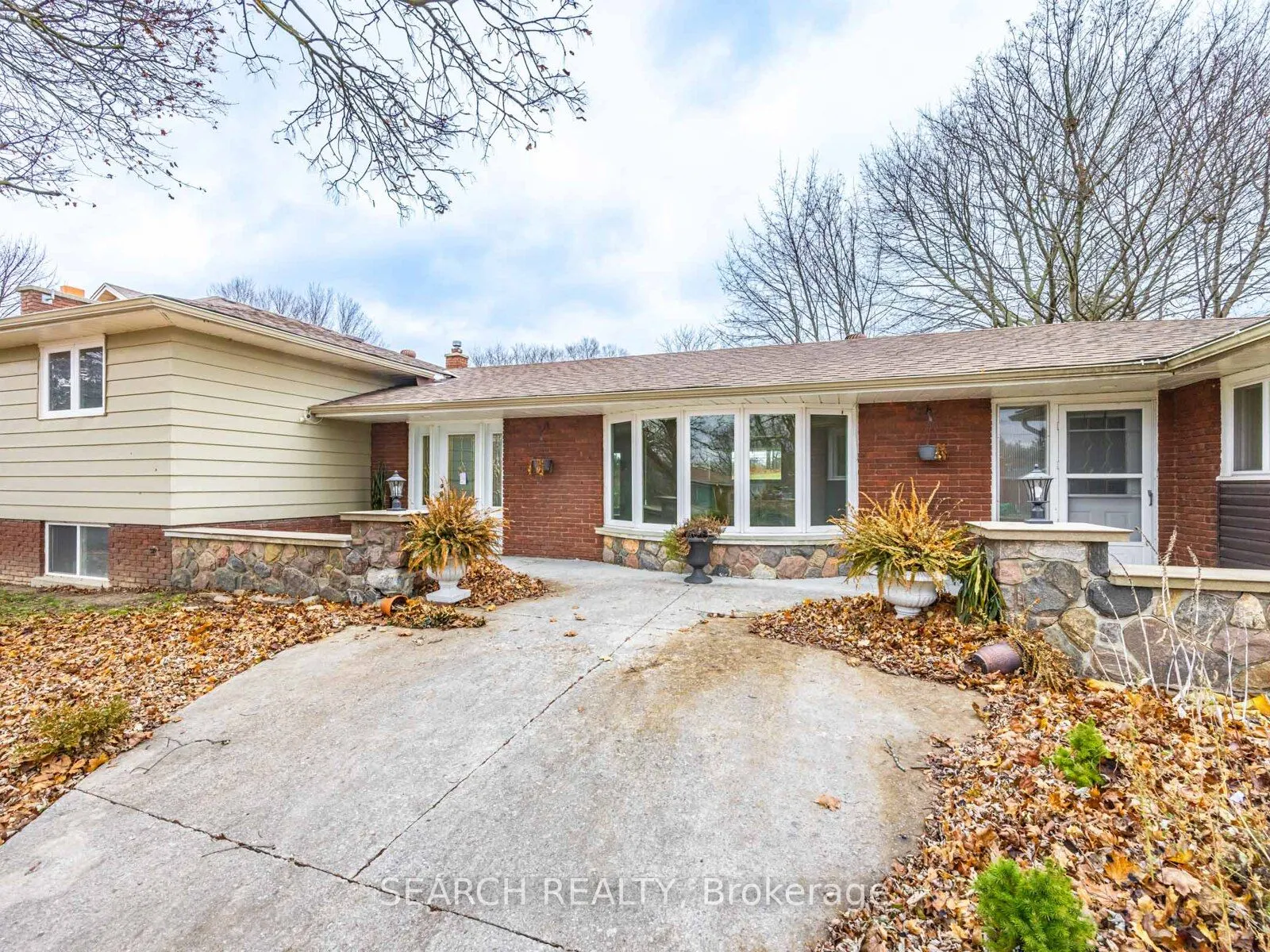 41 Hamilton Drive