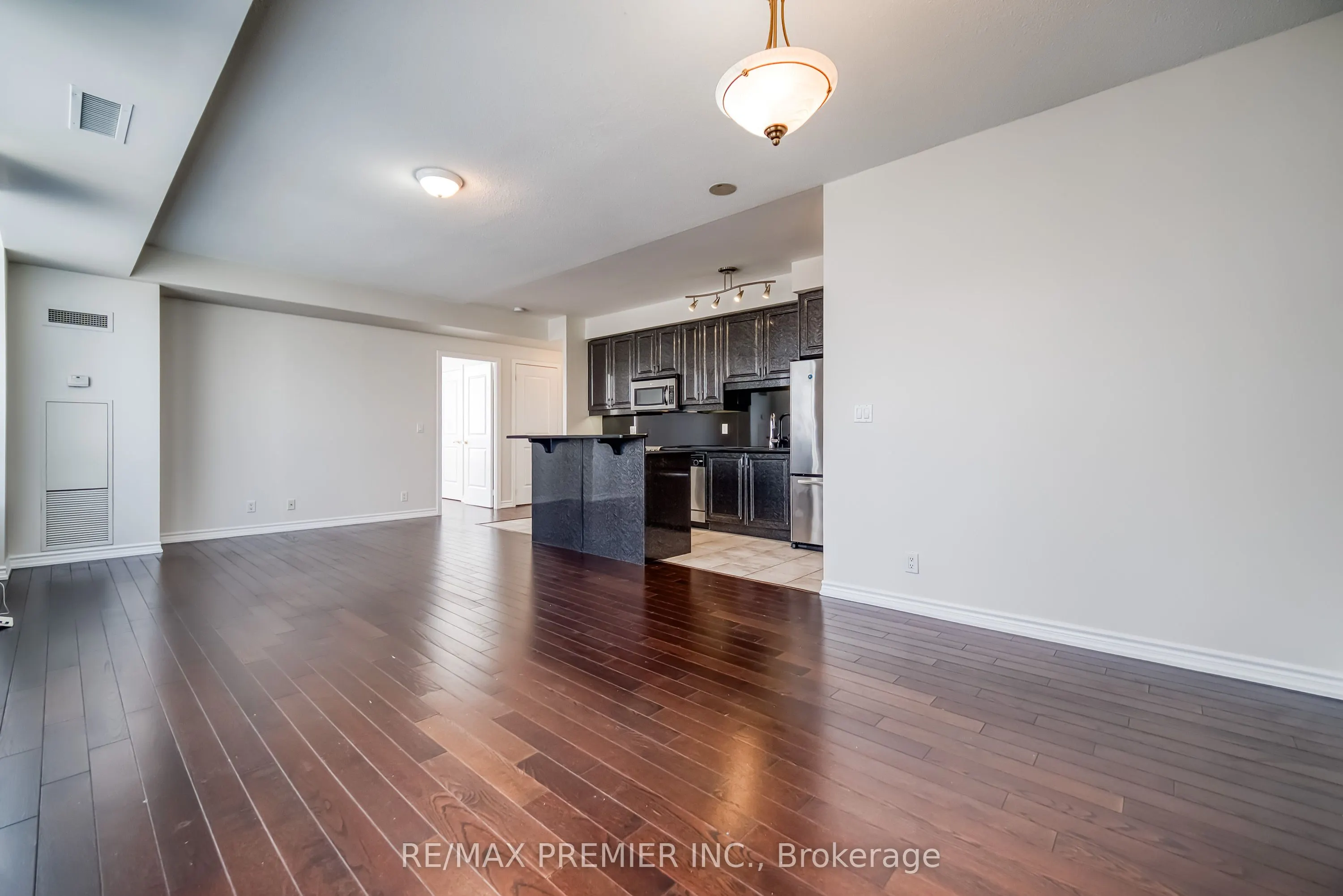 9225 Jane Street #614