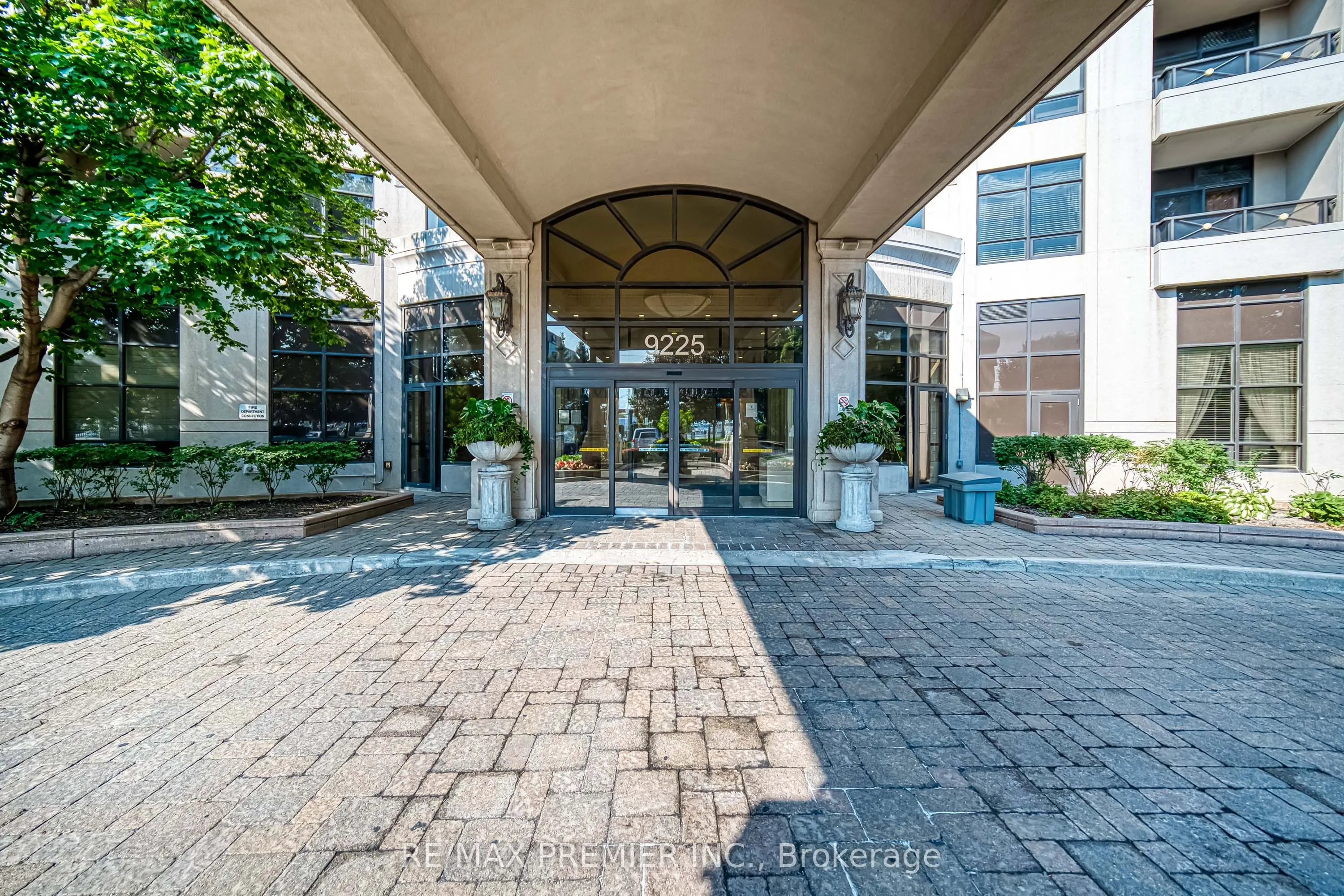 9225 Jane Street #614