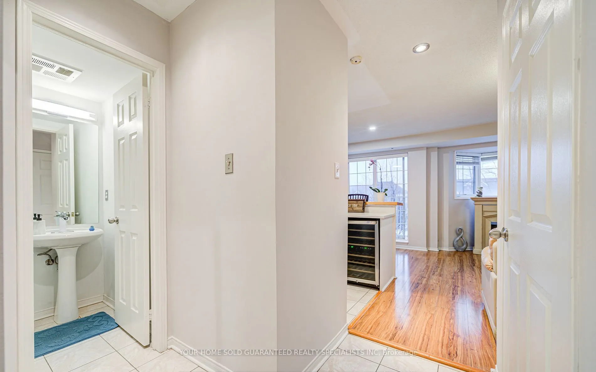 15 Cornell Meadows Avenue #A206