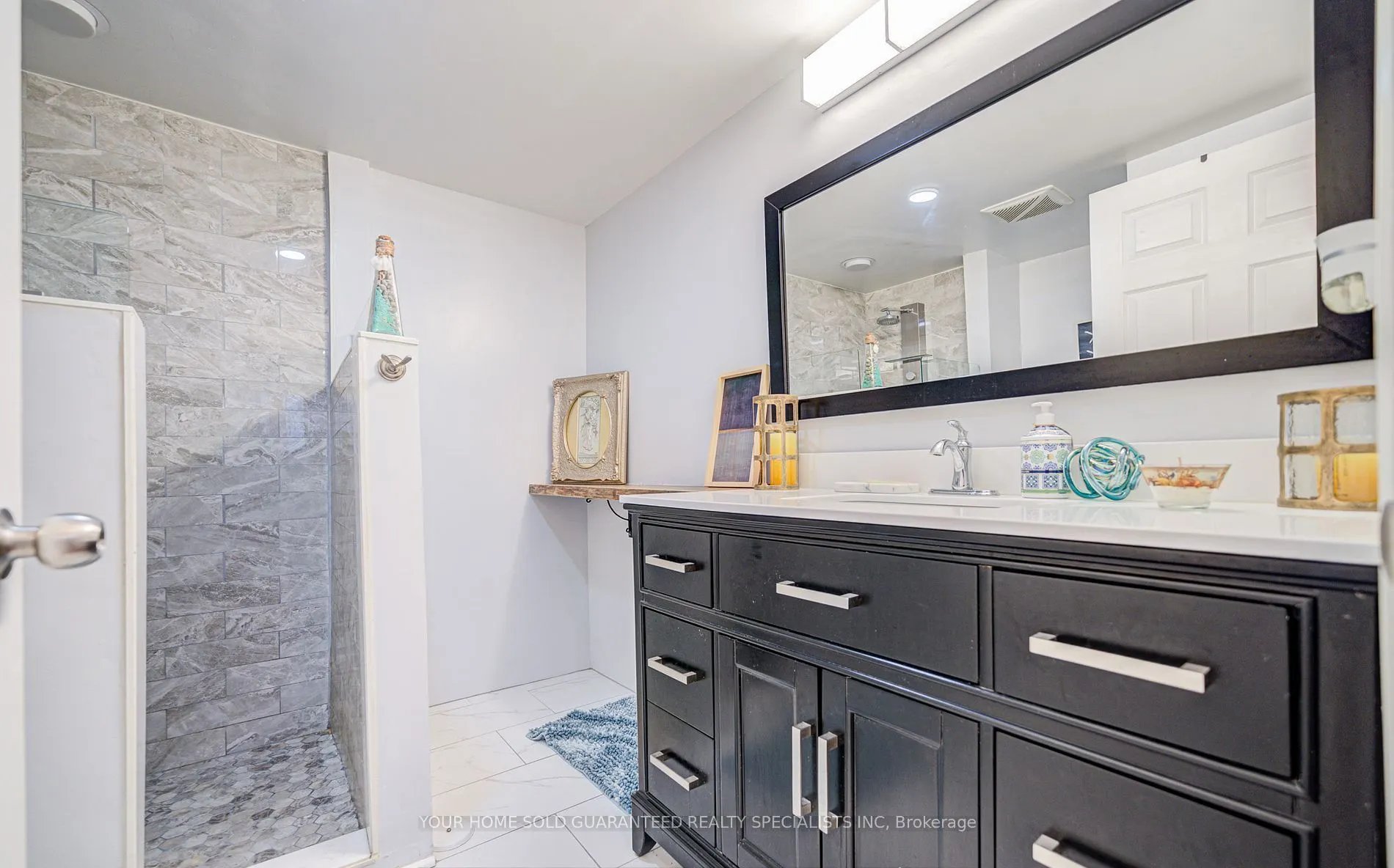15 Cornell Meadows Avenue #A206