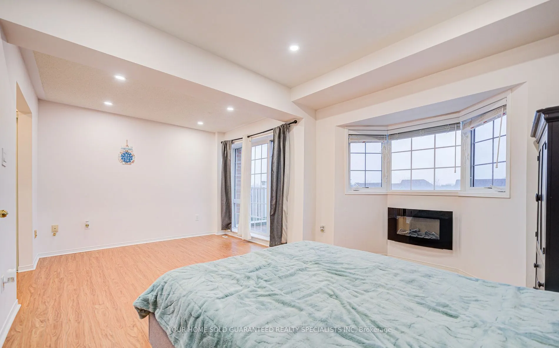 15 Cornell Meadows Avenue #A206