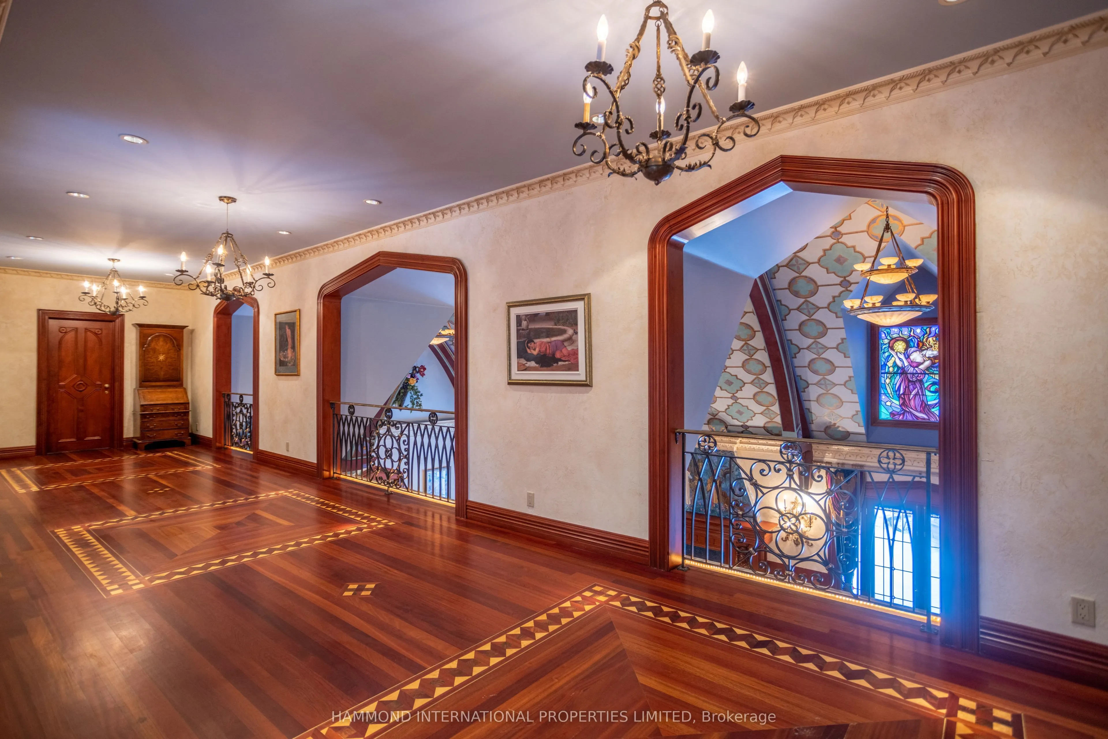 76 Quail Run Boulevard