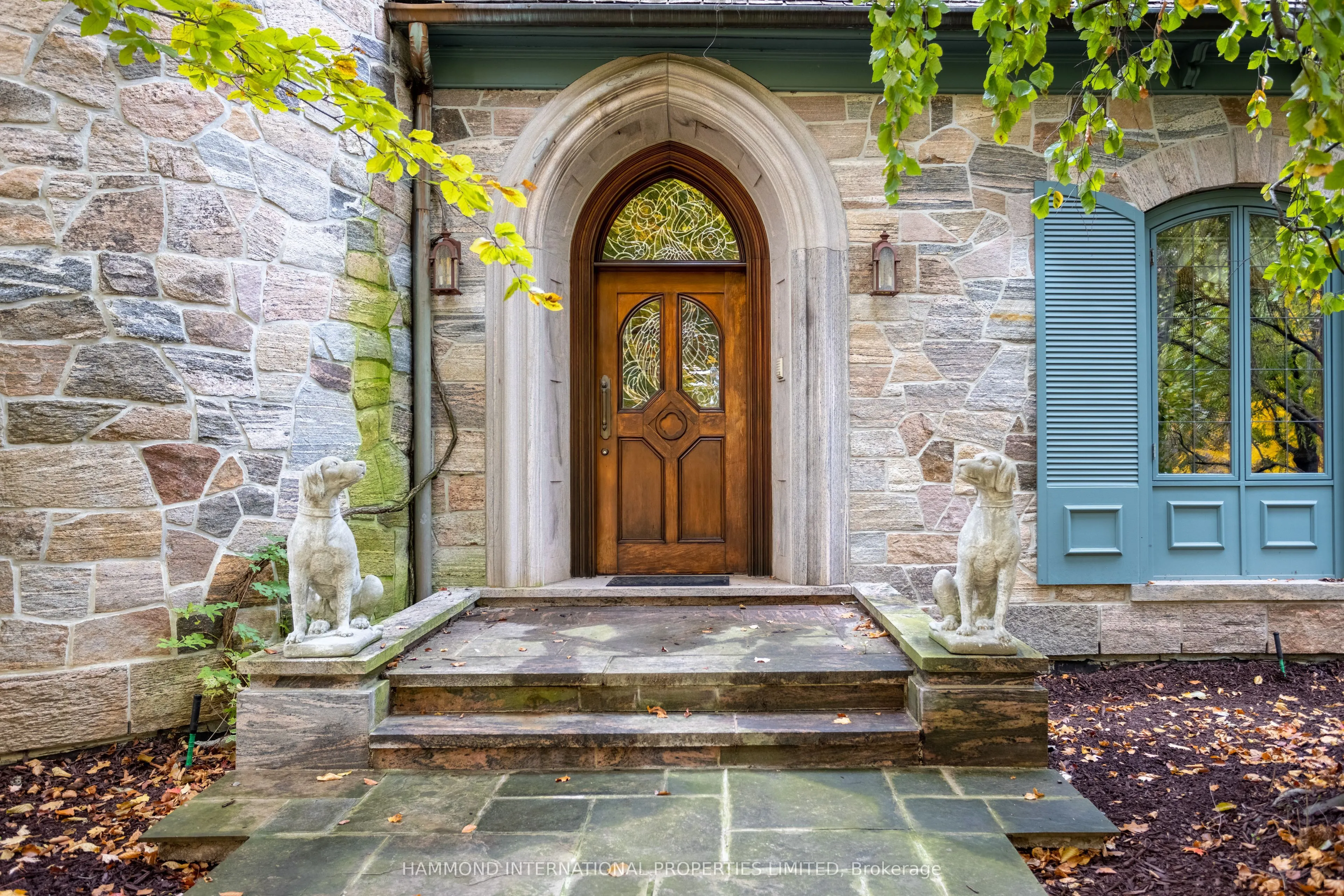 76 Quail Run Boulevard