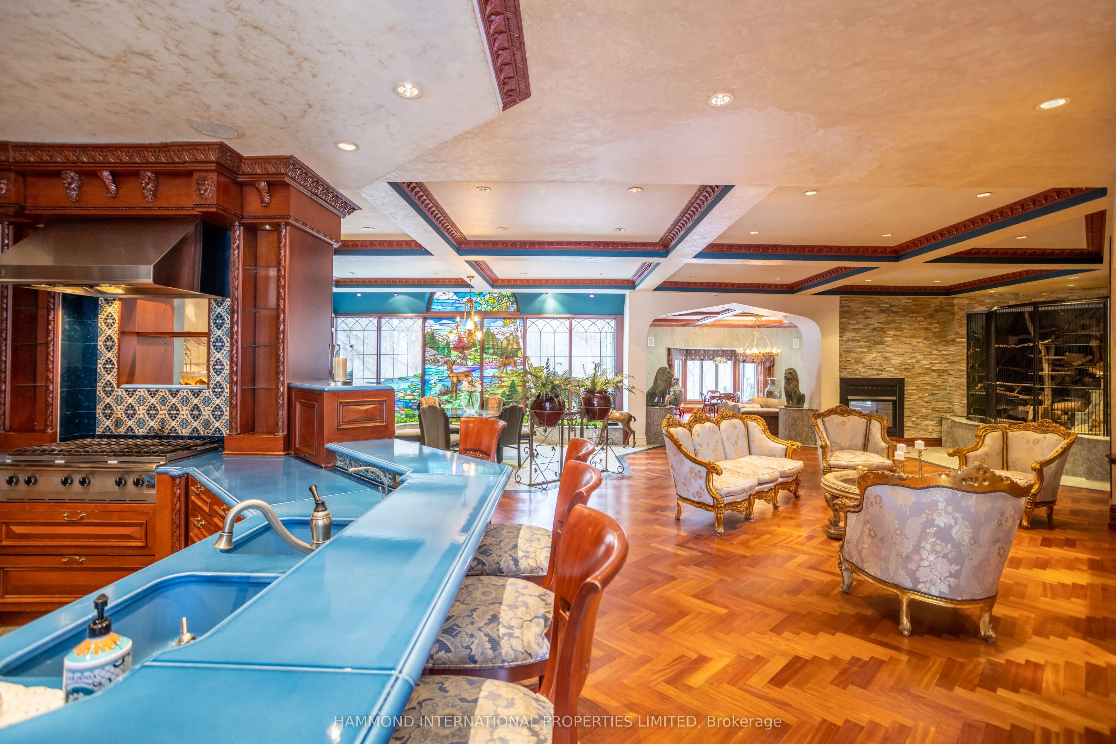 76 Quail Run Boulevard