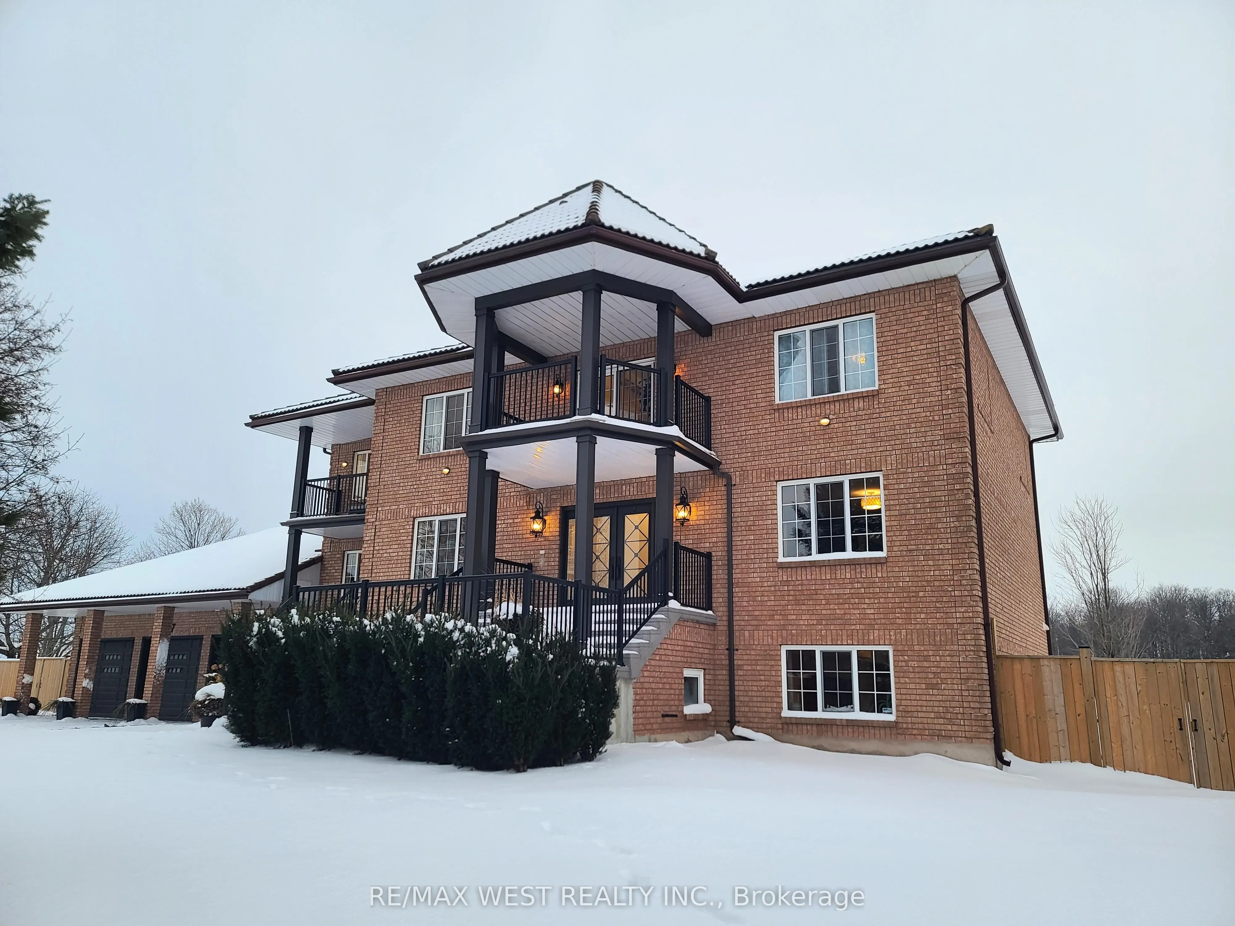 7 Stewart Crescent