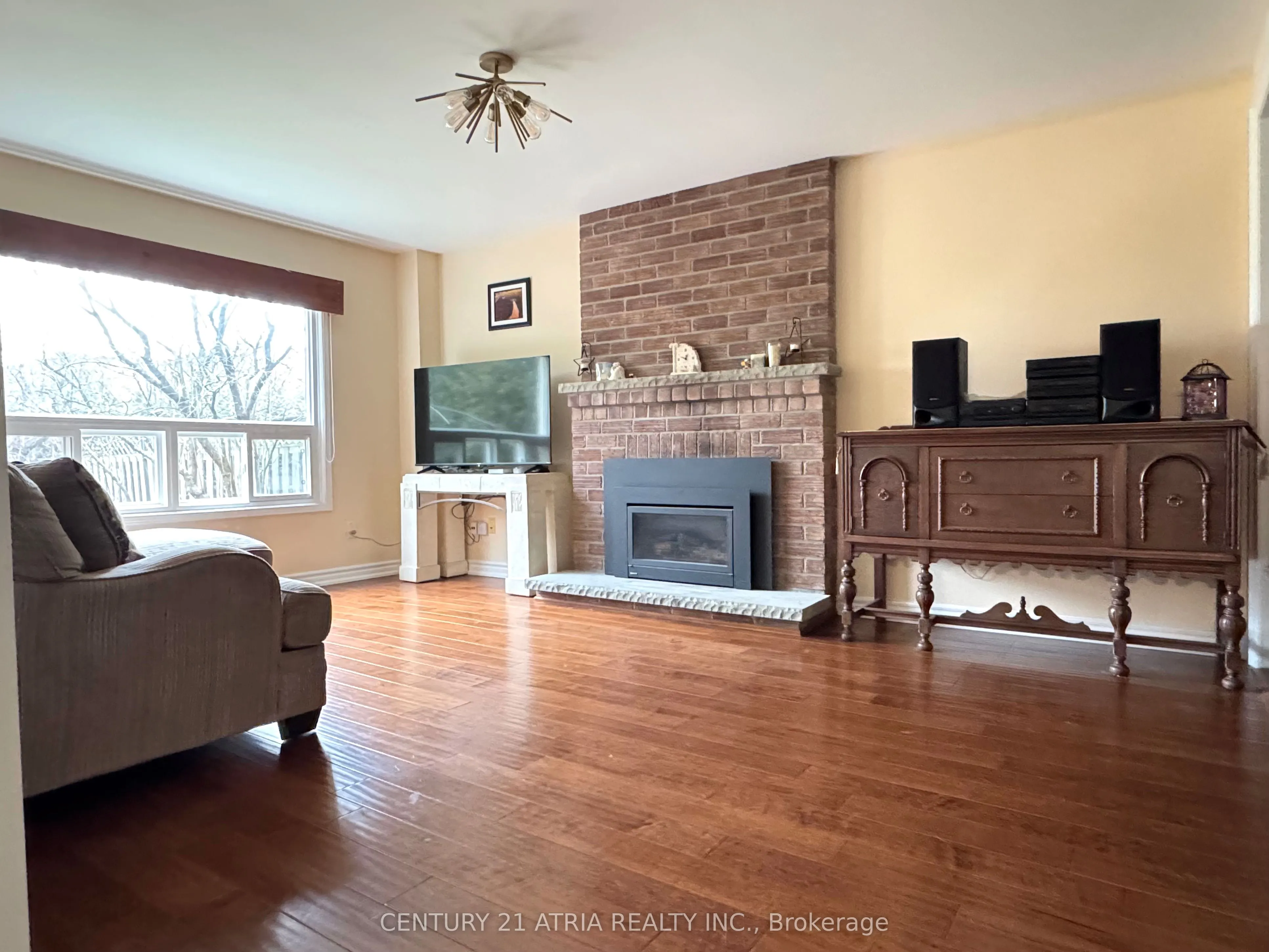 15 Timpson Drive