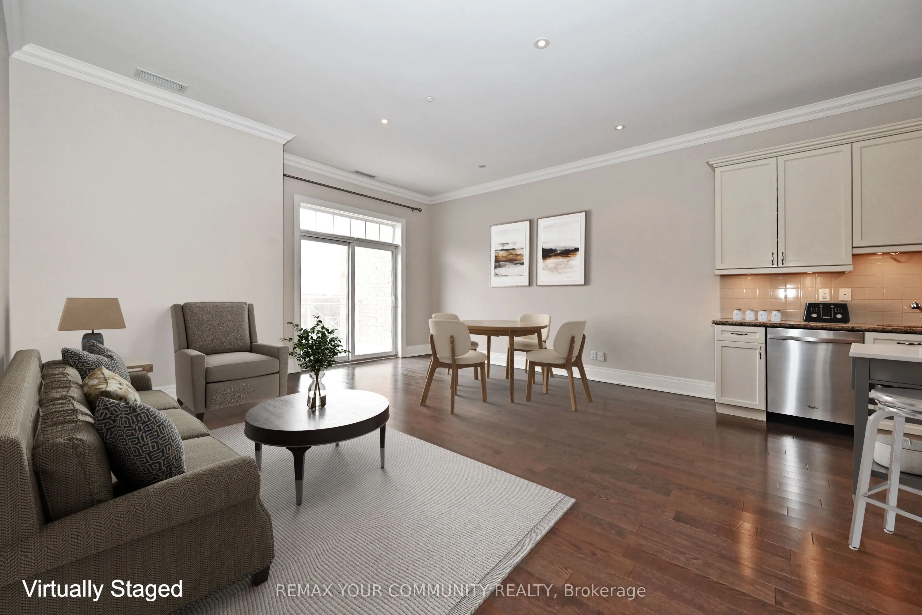 80 Burns Boulevard #416