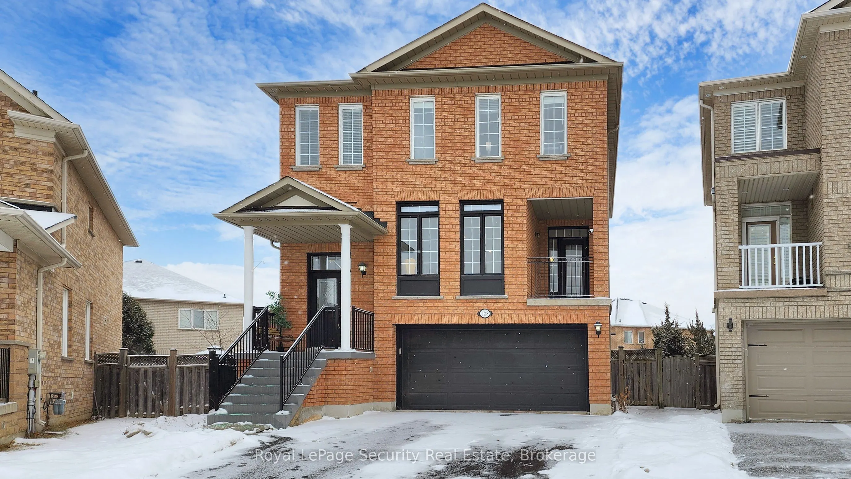 128 Daiseyfield Crescent
