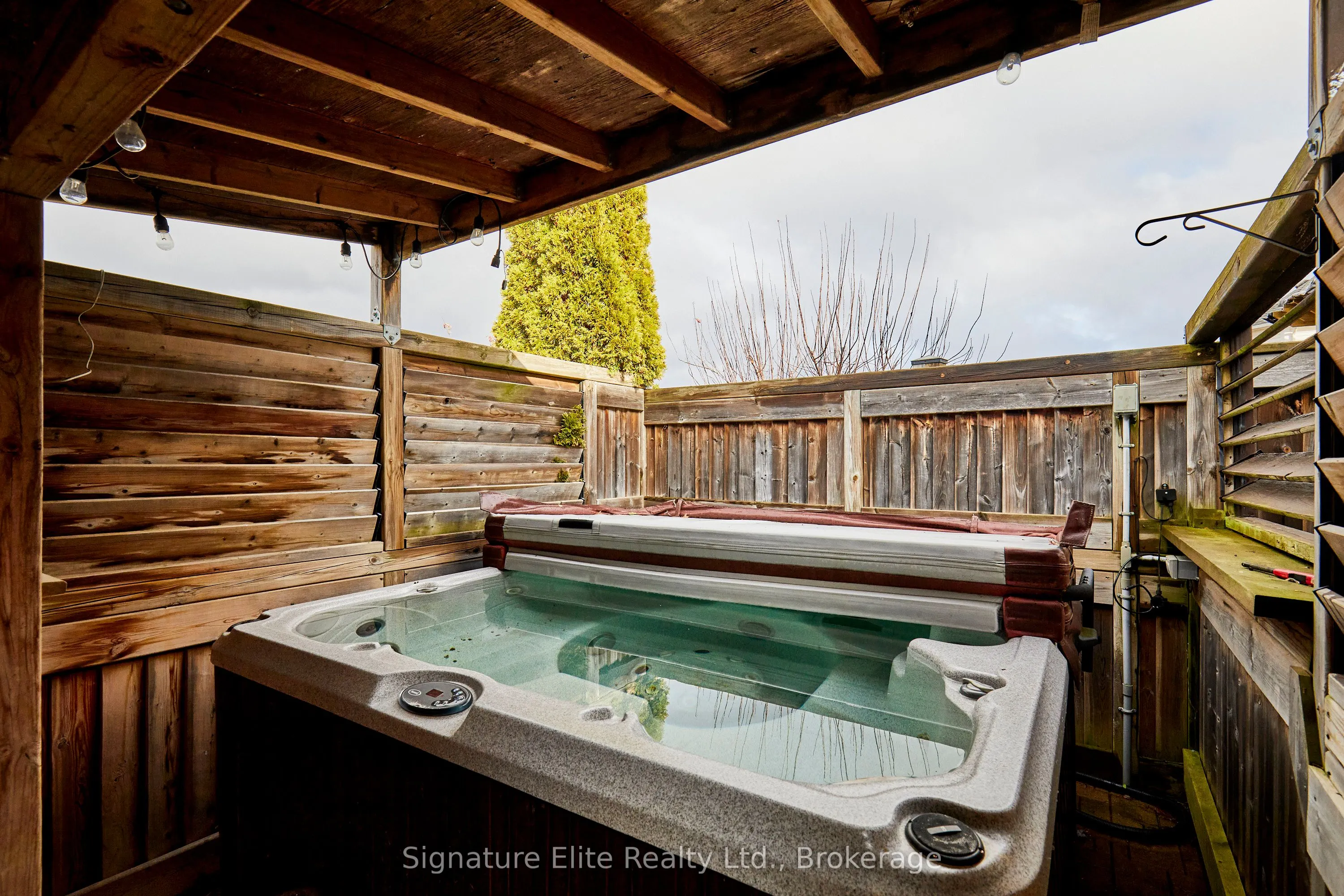 58 John W Taylor Avenue