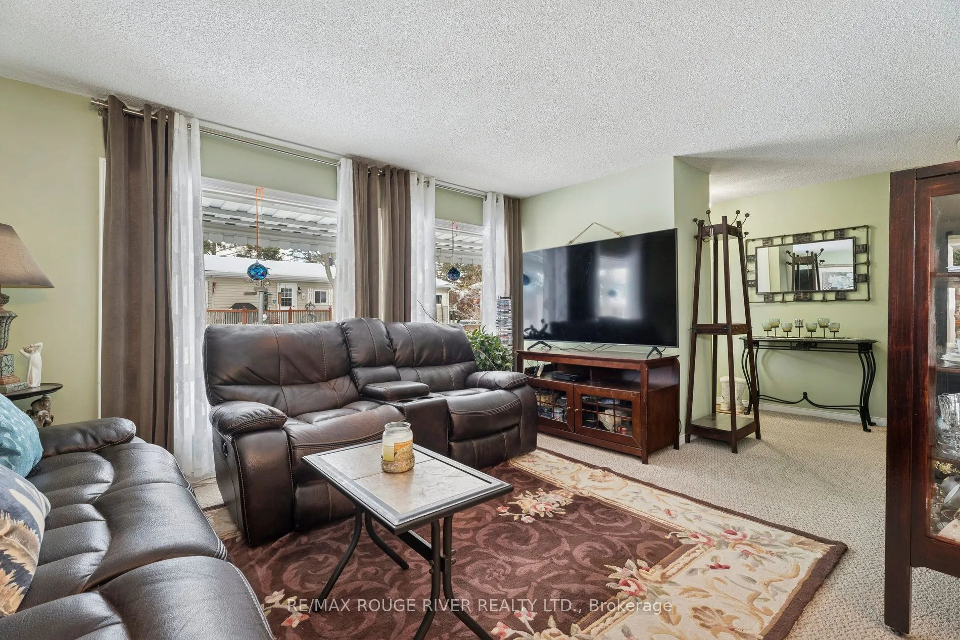 35 Hawthorne Drive