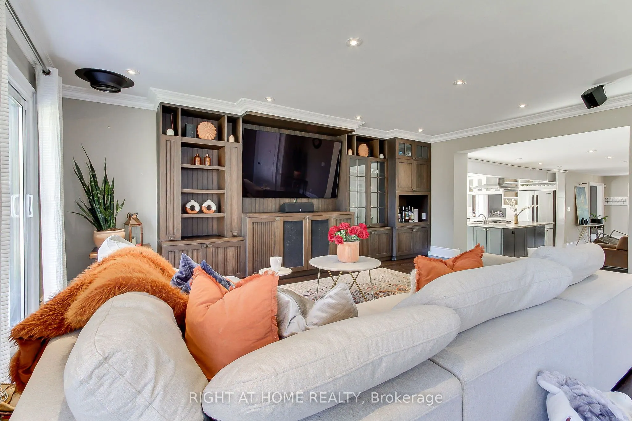45 Pleasant Avenue