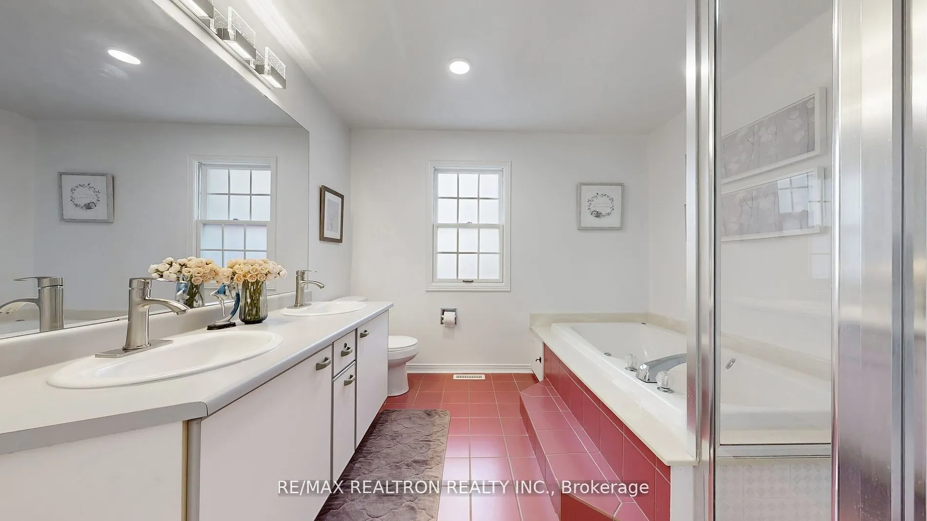 25 Waterbridge Lane