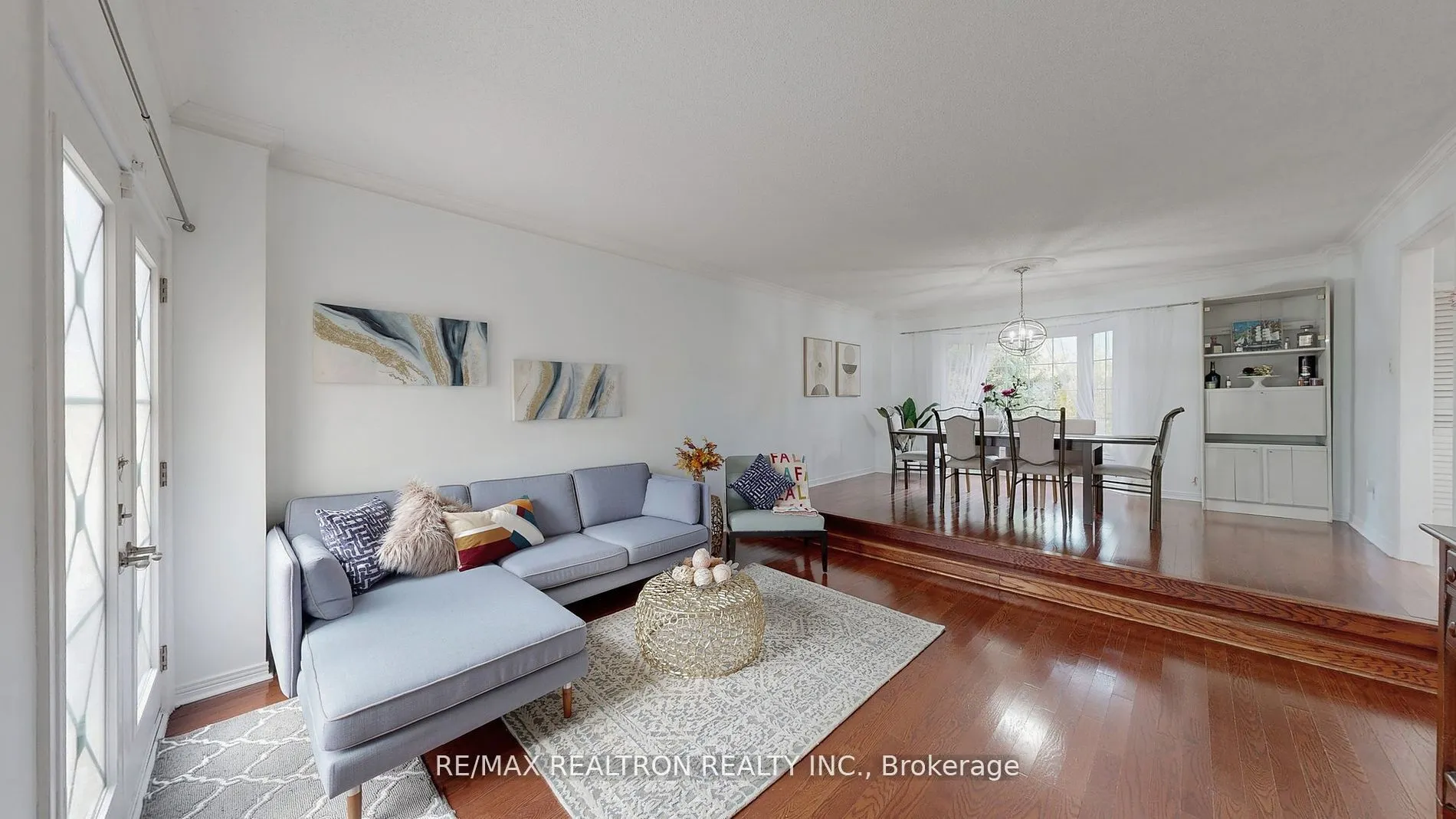 25 Waterbridge Lane