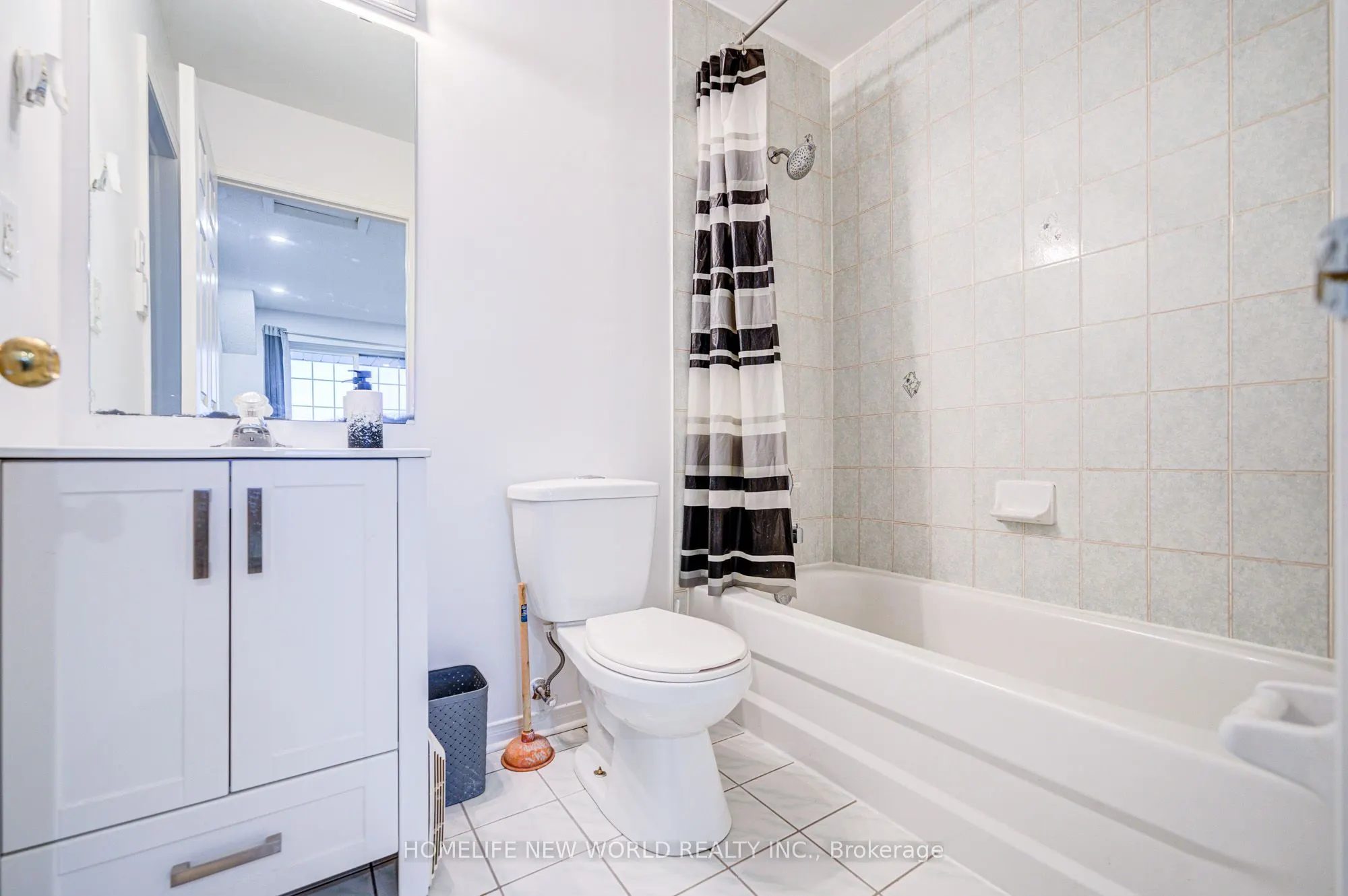 15 Cornell Meadows Avenue #A206