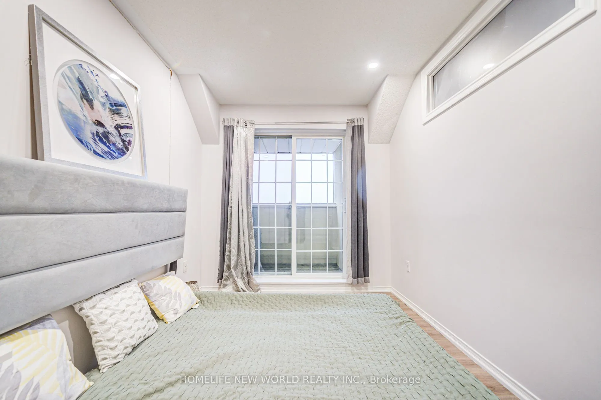 15 Cornell Meadows Avenue #A206