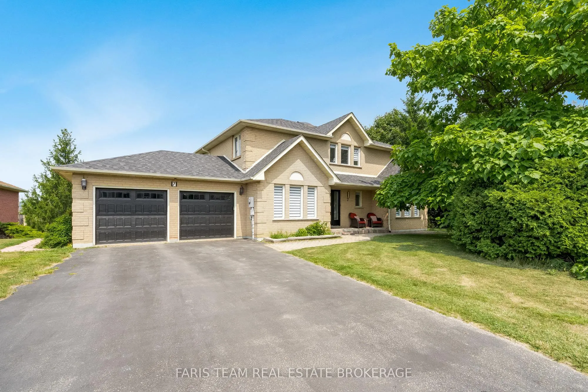 7 Golfview Boulevard