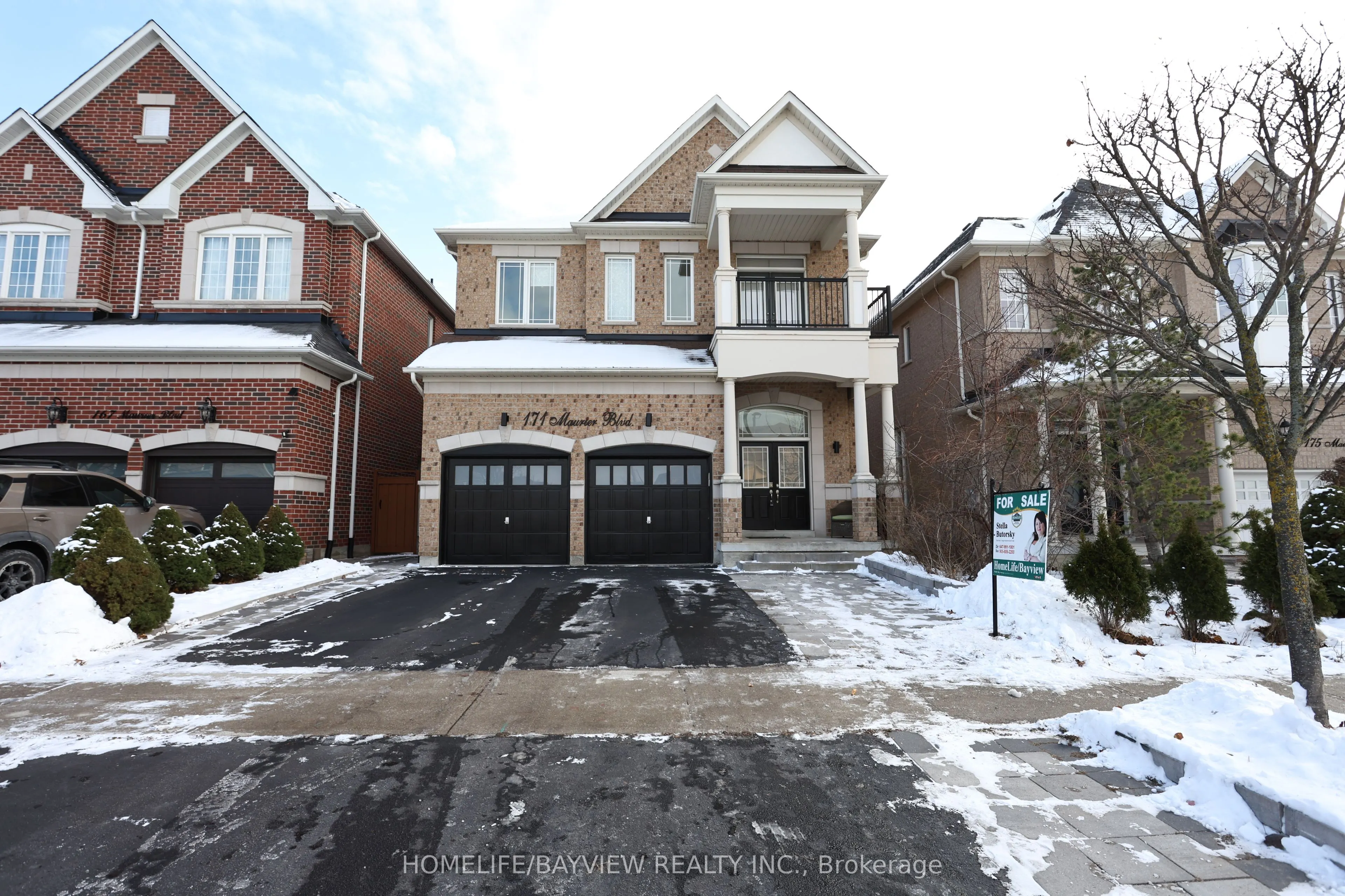 171 Maurier Boulevard
