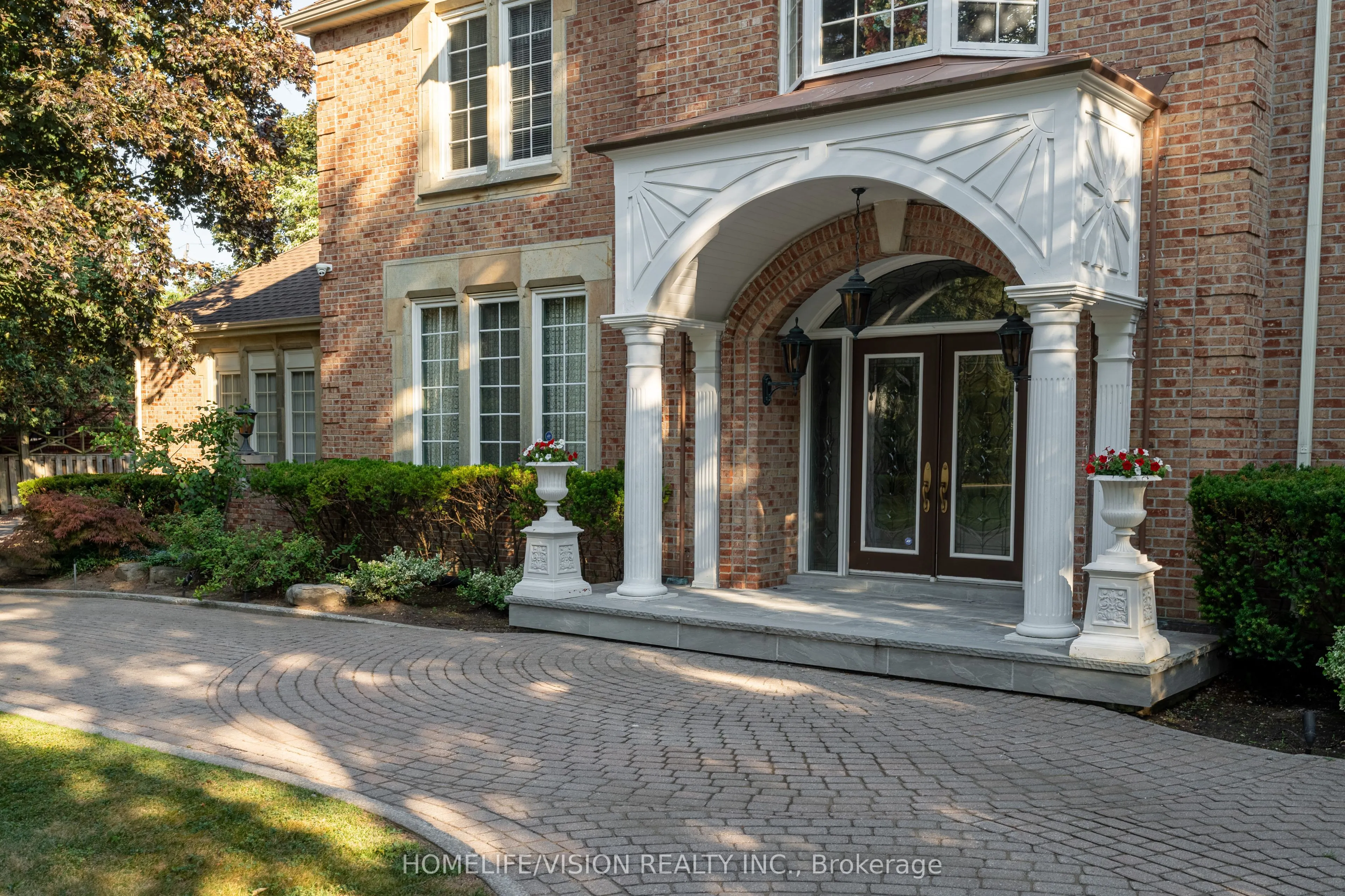 15 Daffodil Avenue