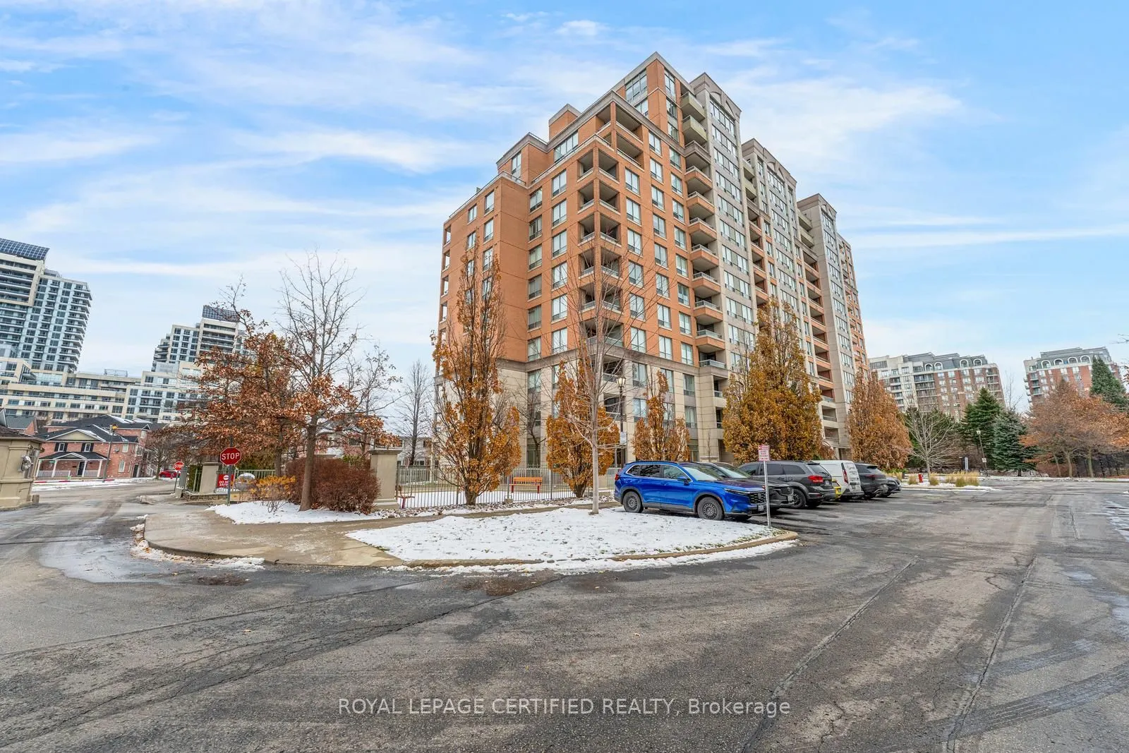 29 Northern Heights #606