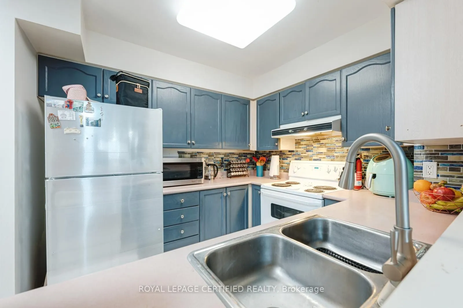 29 Northern Heights #606