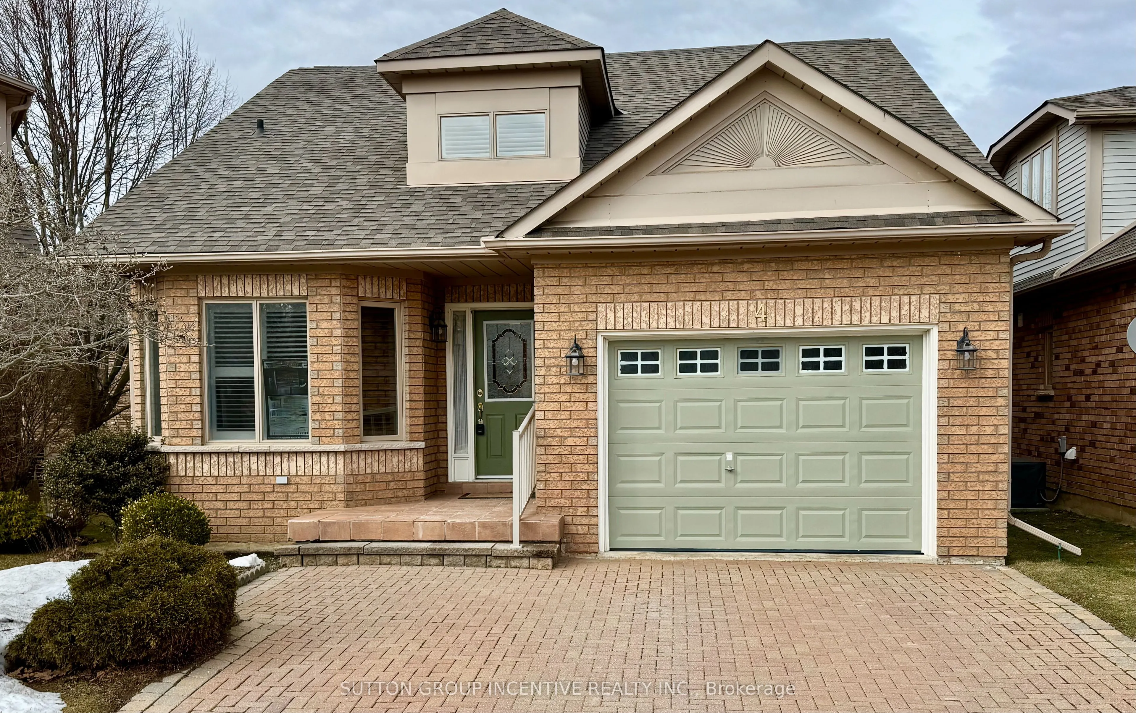 4 Belair Place #22