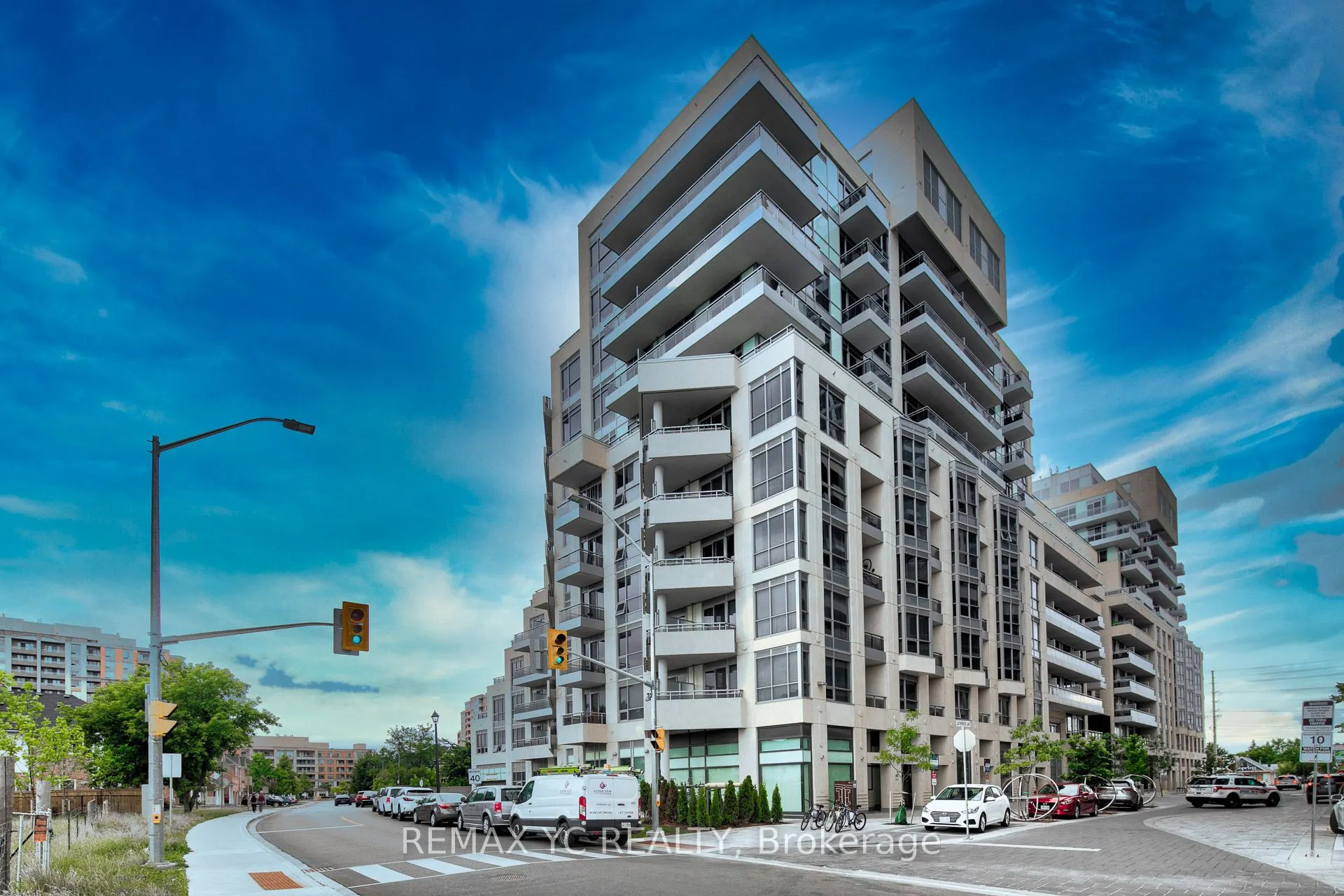 9191 Yonge Street #201
