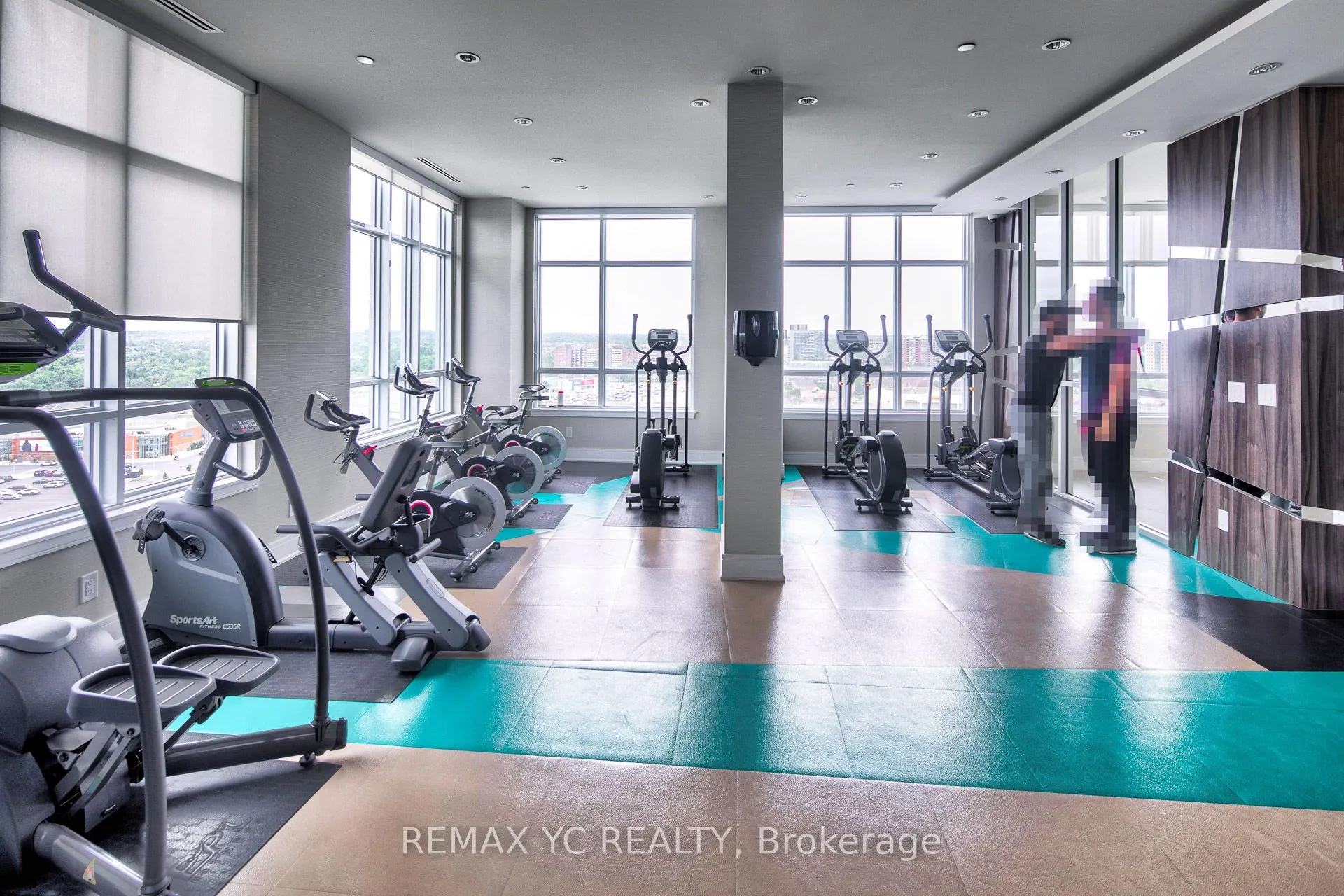 9191 Yonge Street #201
