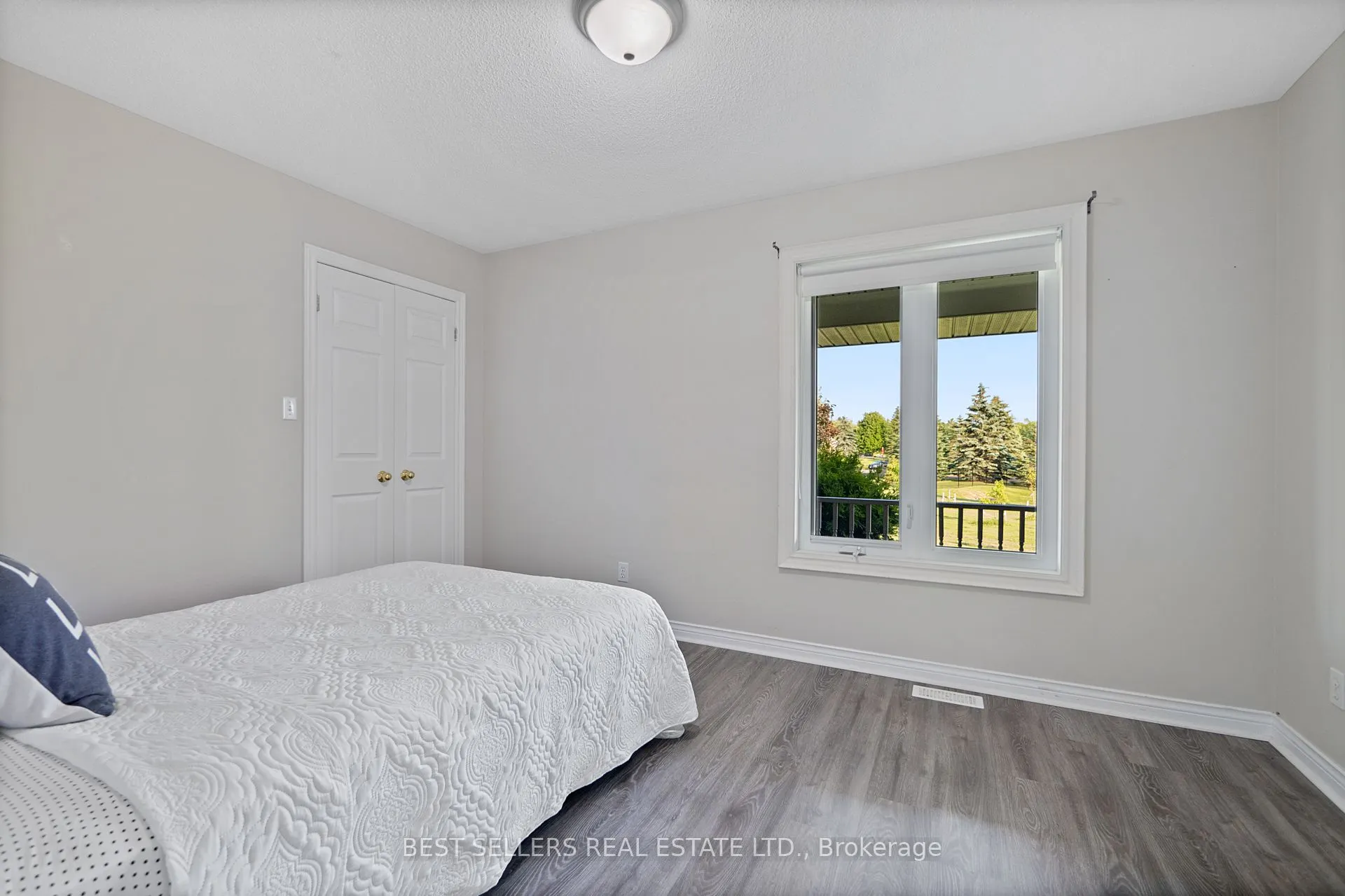 14 Pioneer Ridge Court