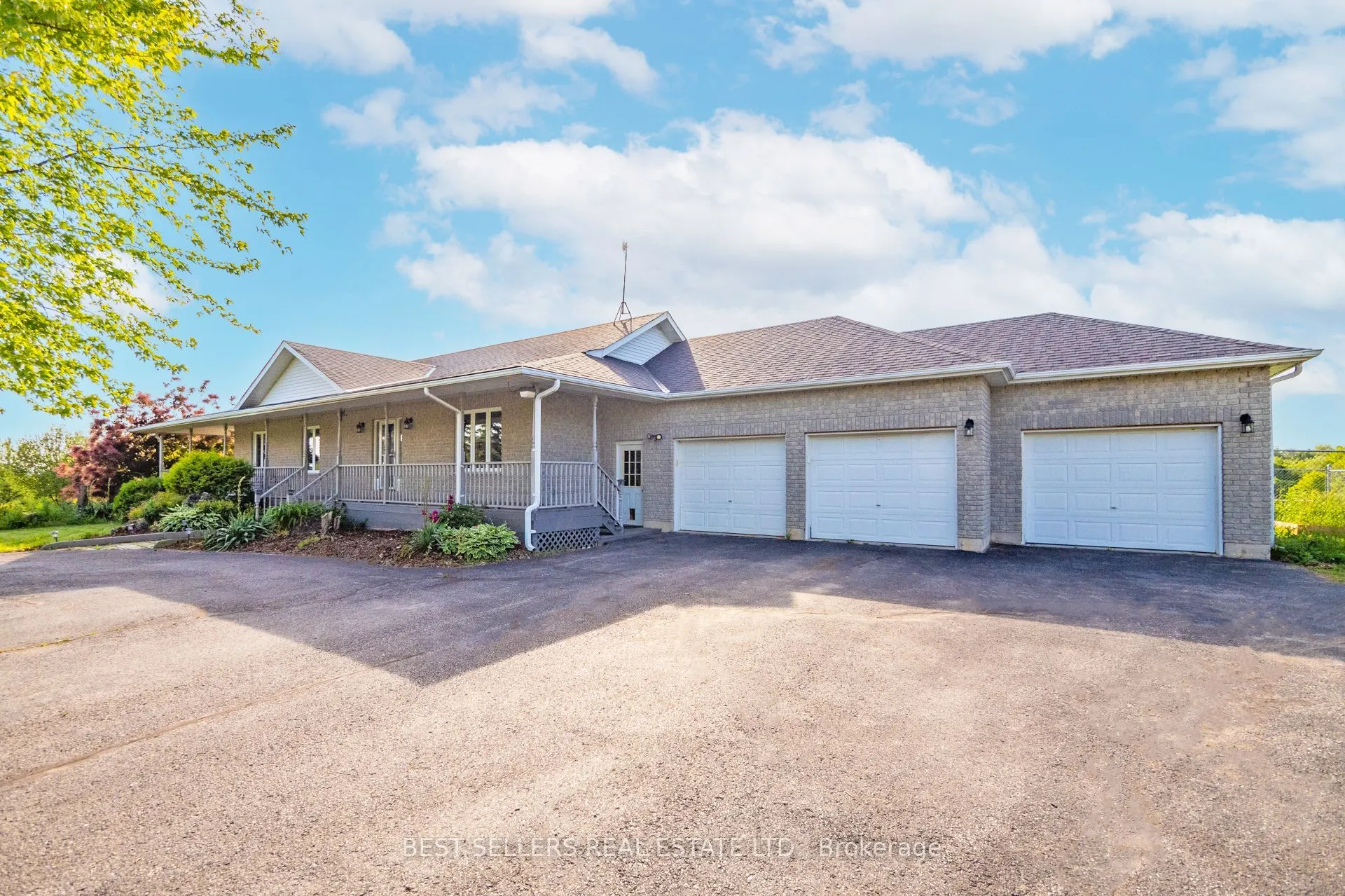 14 Pioneer Ridge Court
