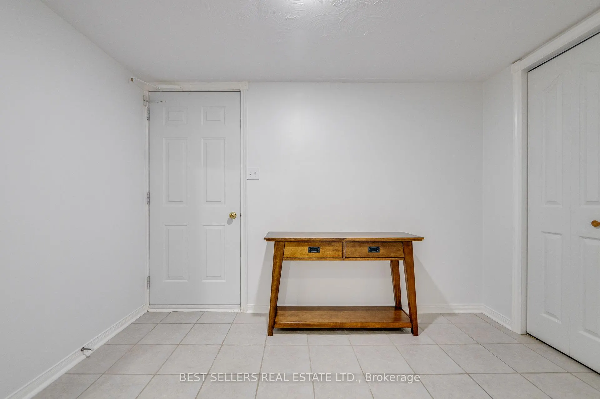 14 Pioneer Ridge Court
