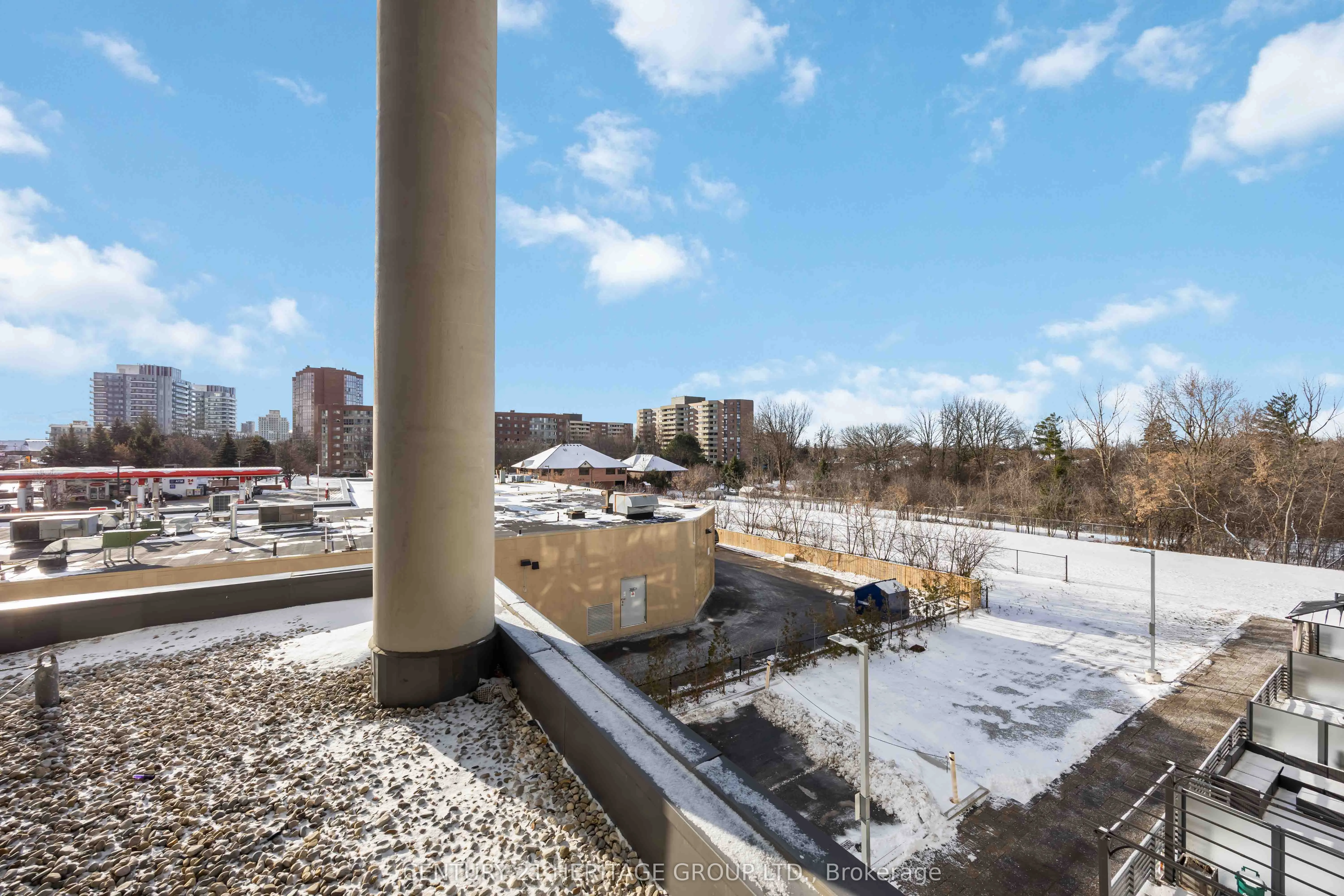 9618 Yonge Street #201