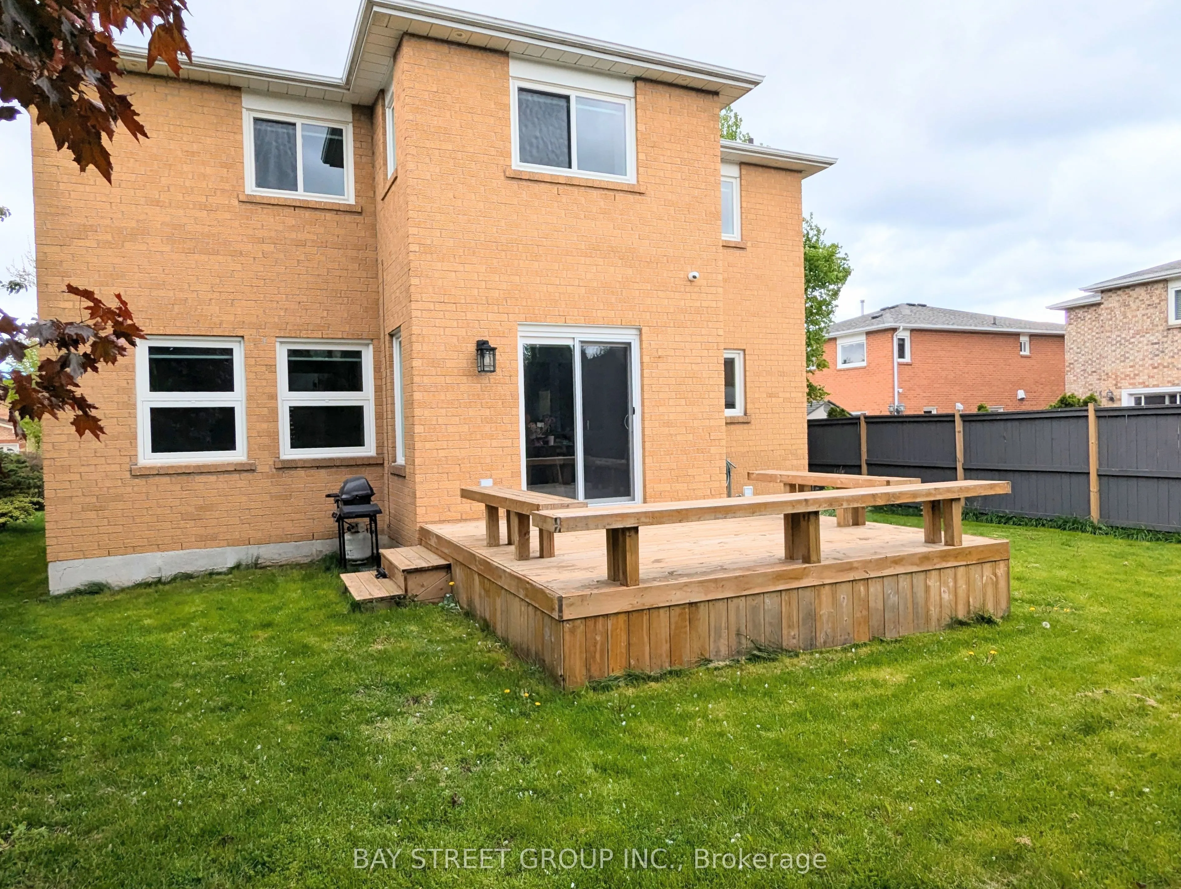 48 Coldstream Crescent
