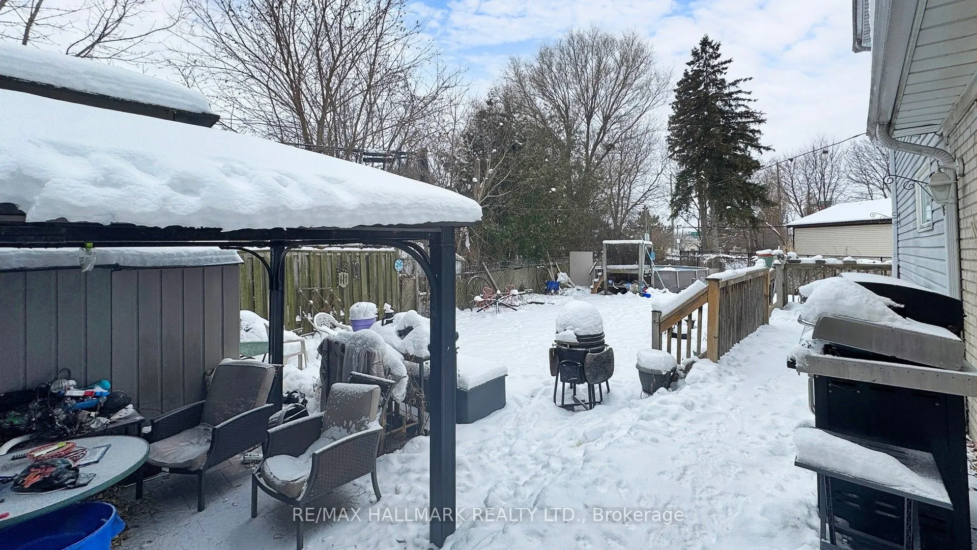 274 Demaine Crescent
