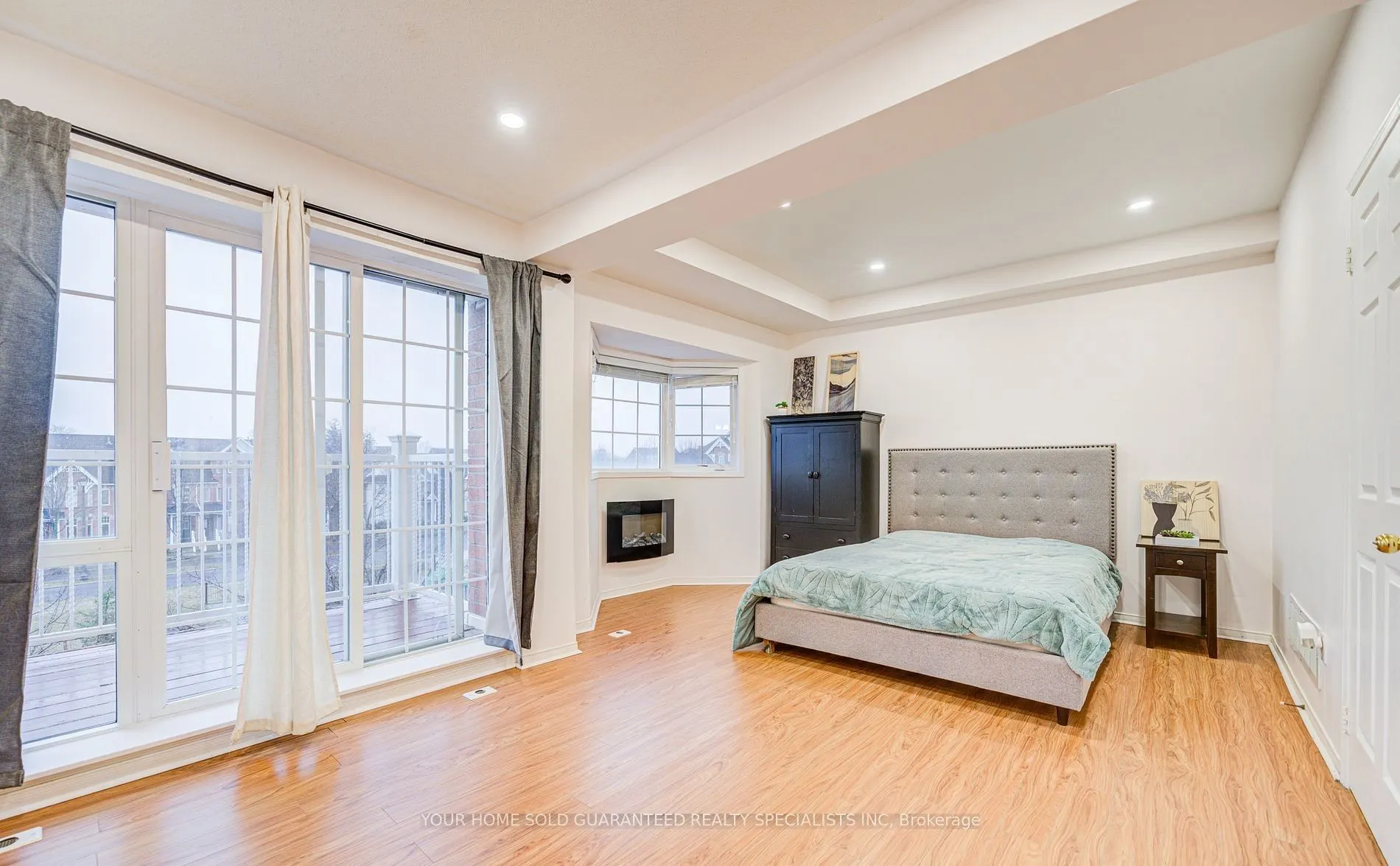 15 Cornell Meadows Avenue #A206