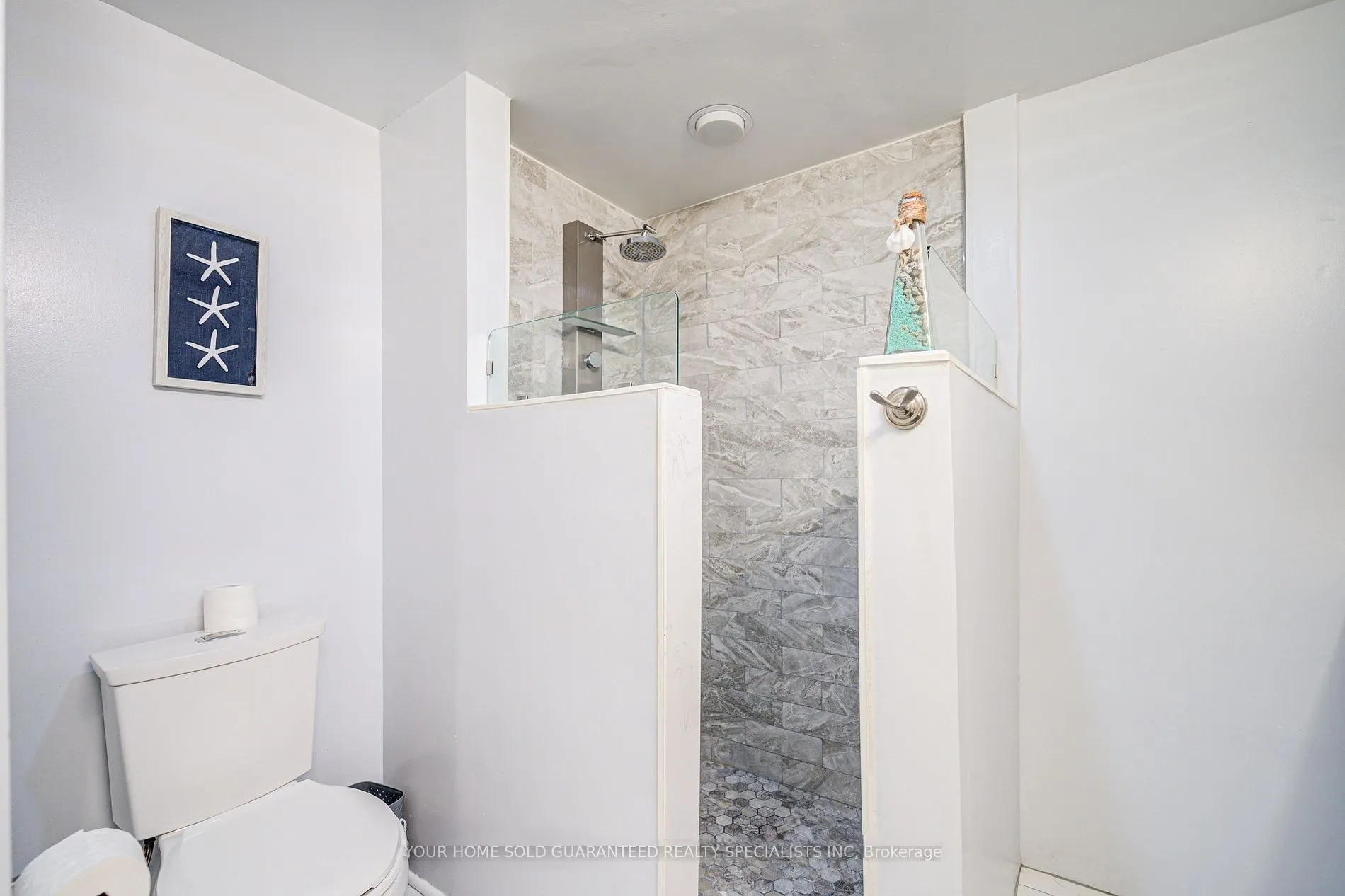 15 Cornell Meadows Avenue #A206