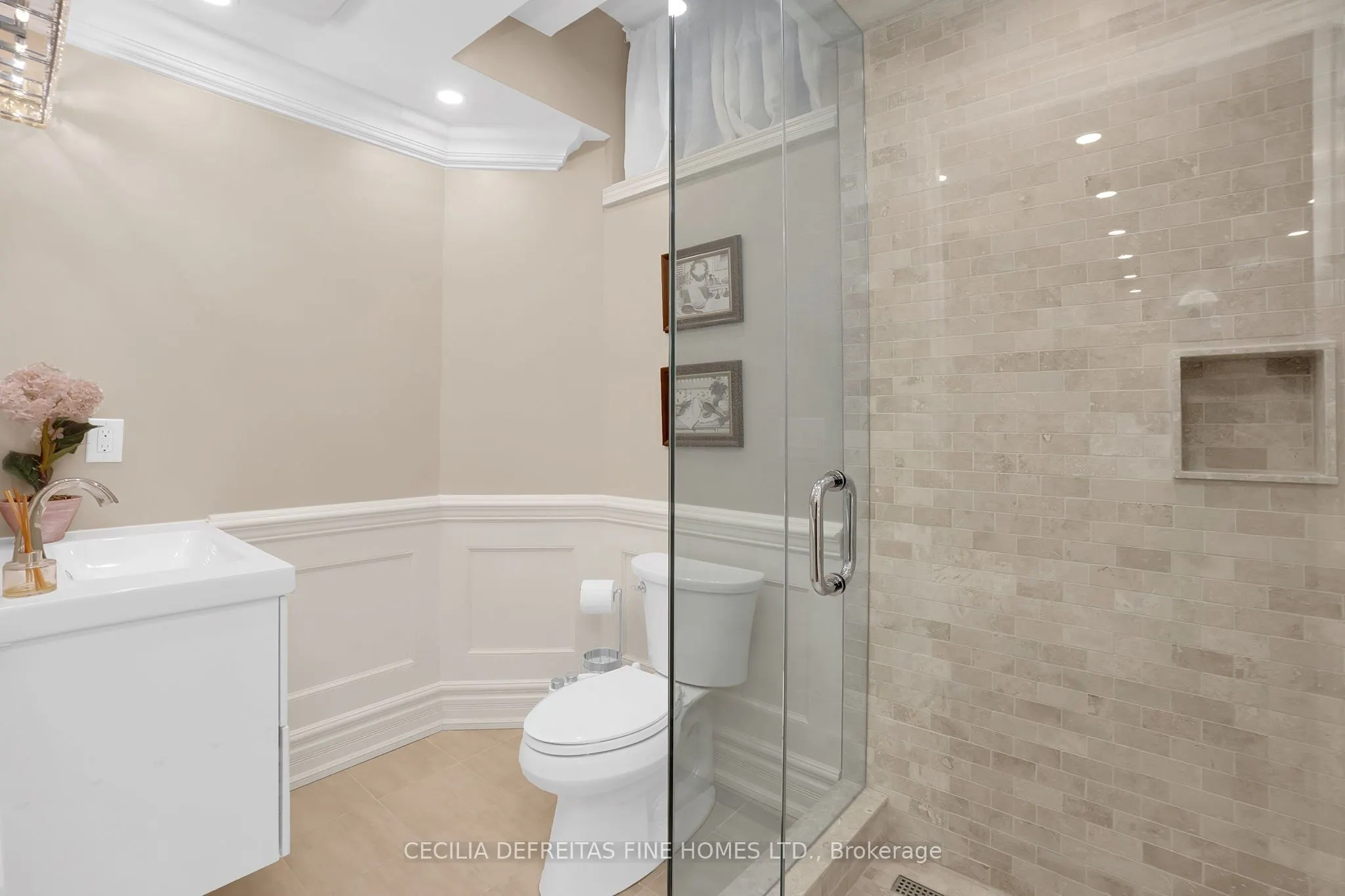 11 Beauvista Court