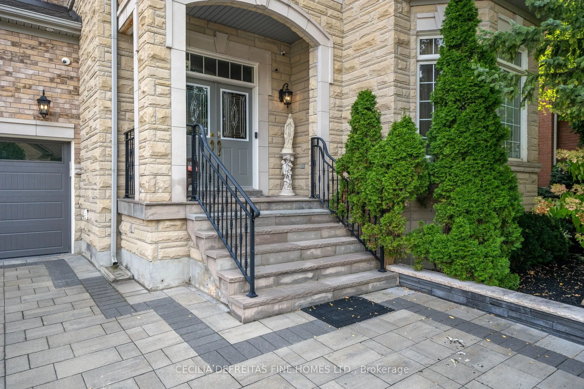 11 Beauvista Court