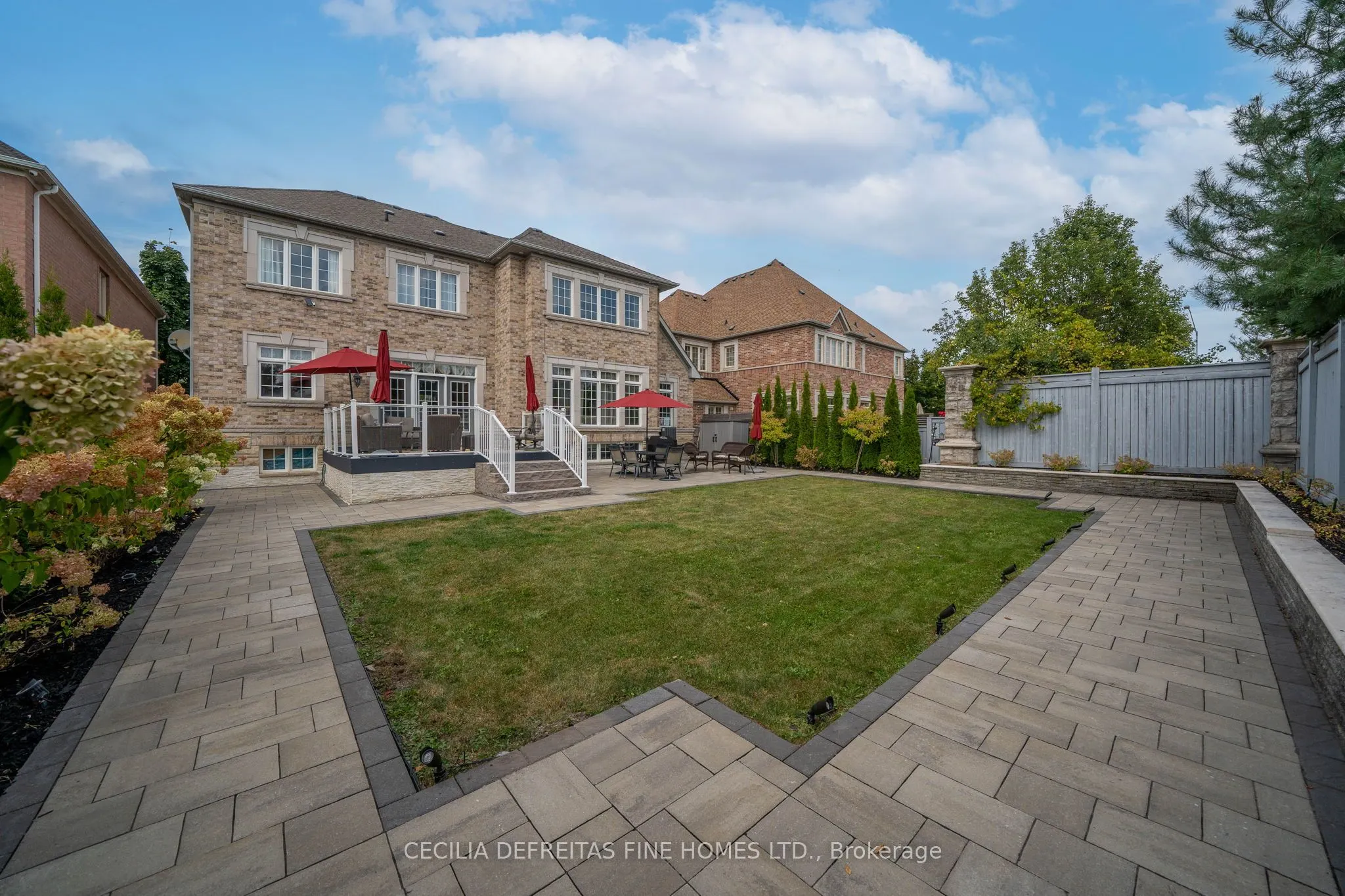 11 Beauvista Court