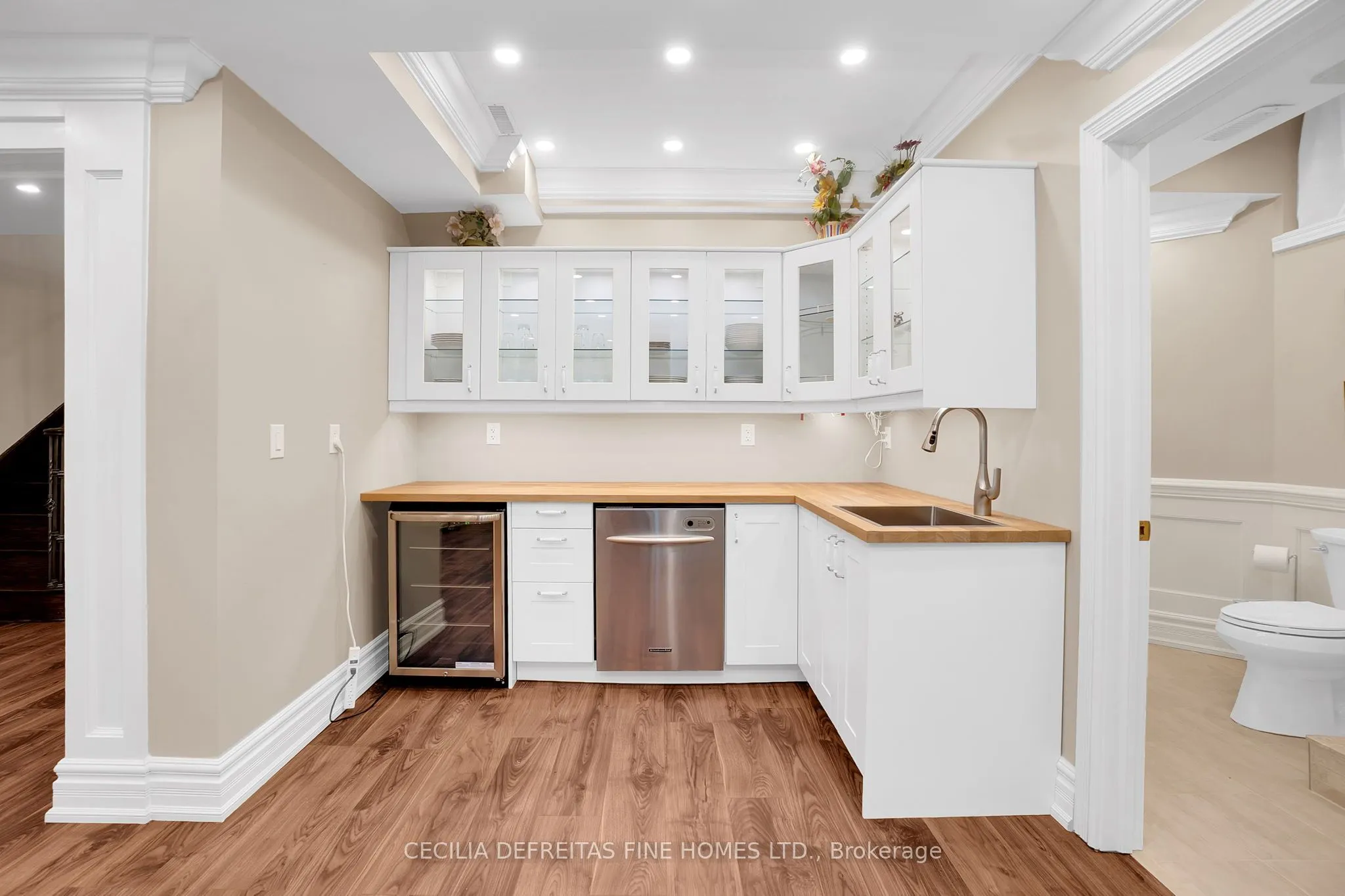 11 Beauvista Court