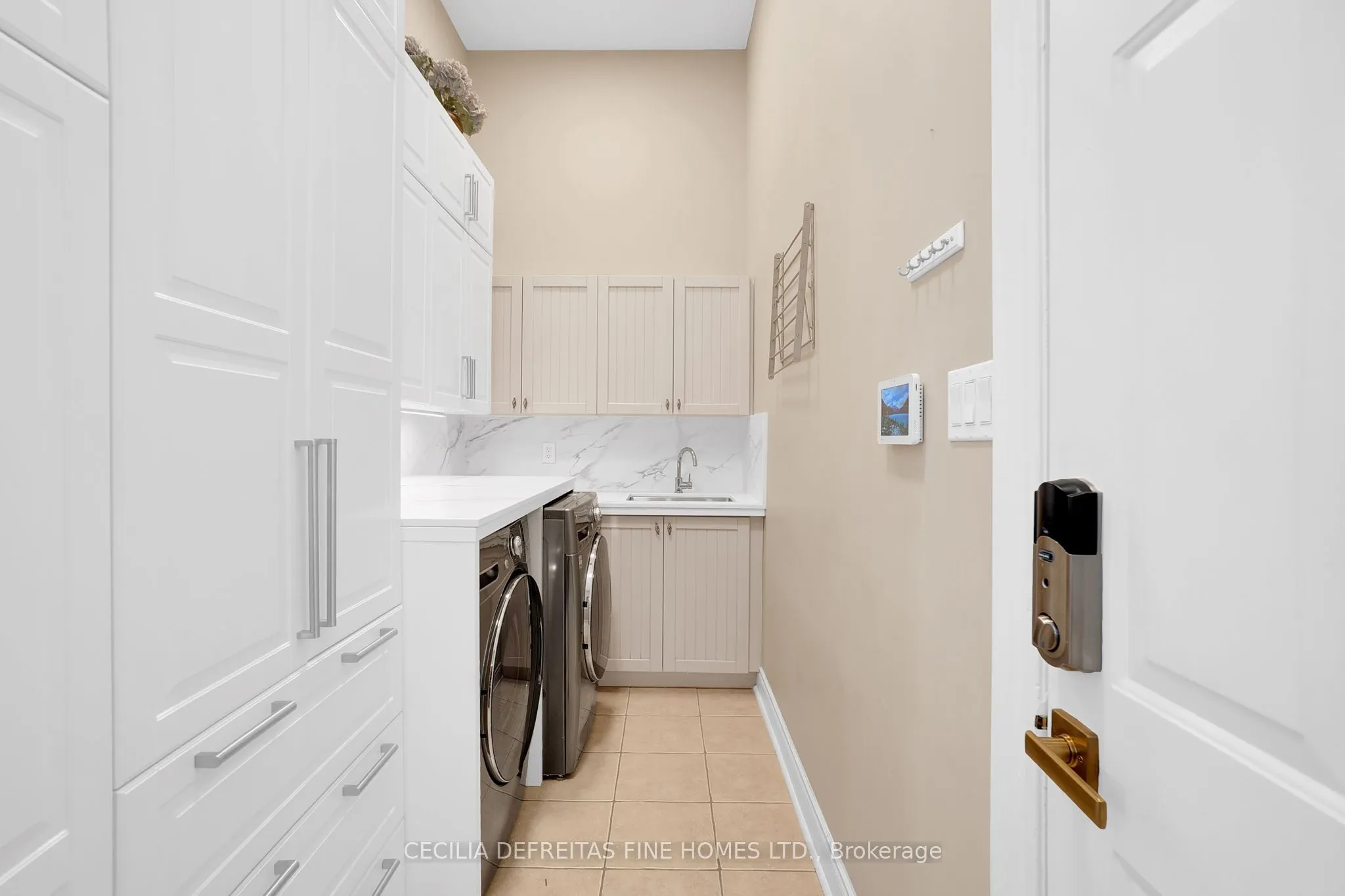 11 Beauvista Court