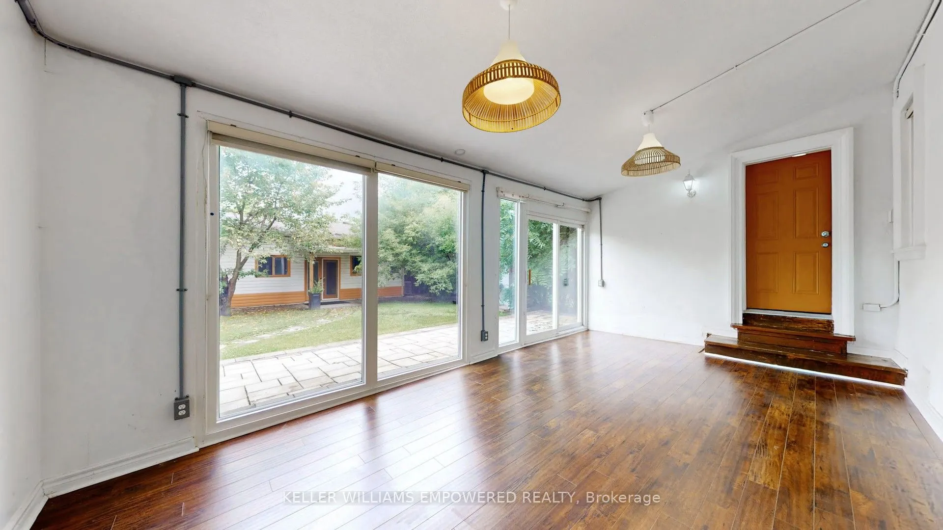 98 Glen Cameron Road