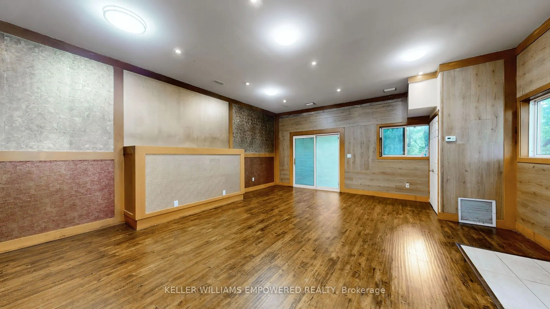 98 Glen Cameron Road
