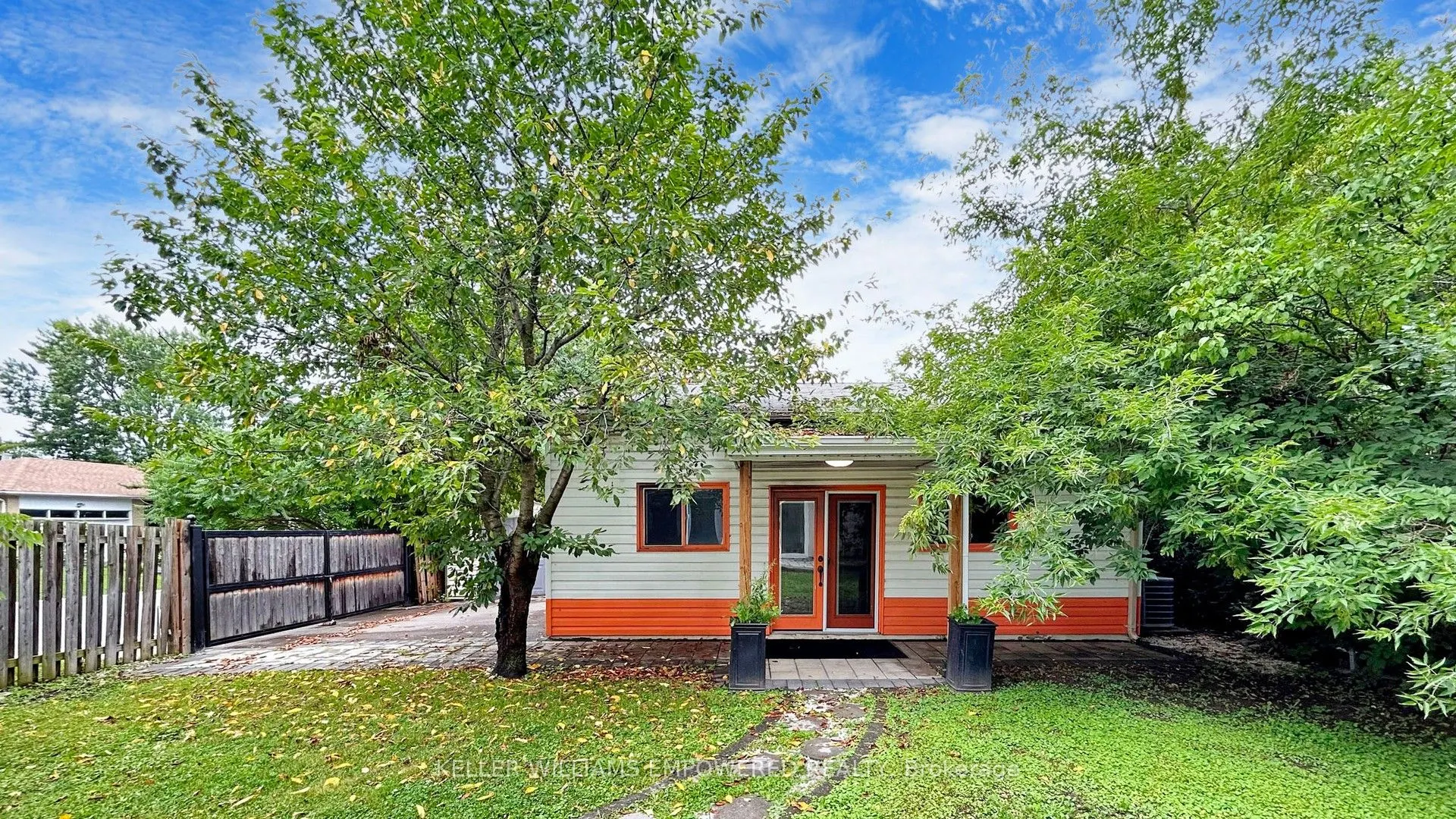 98 Glen Cameron Road